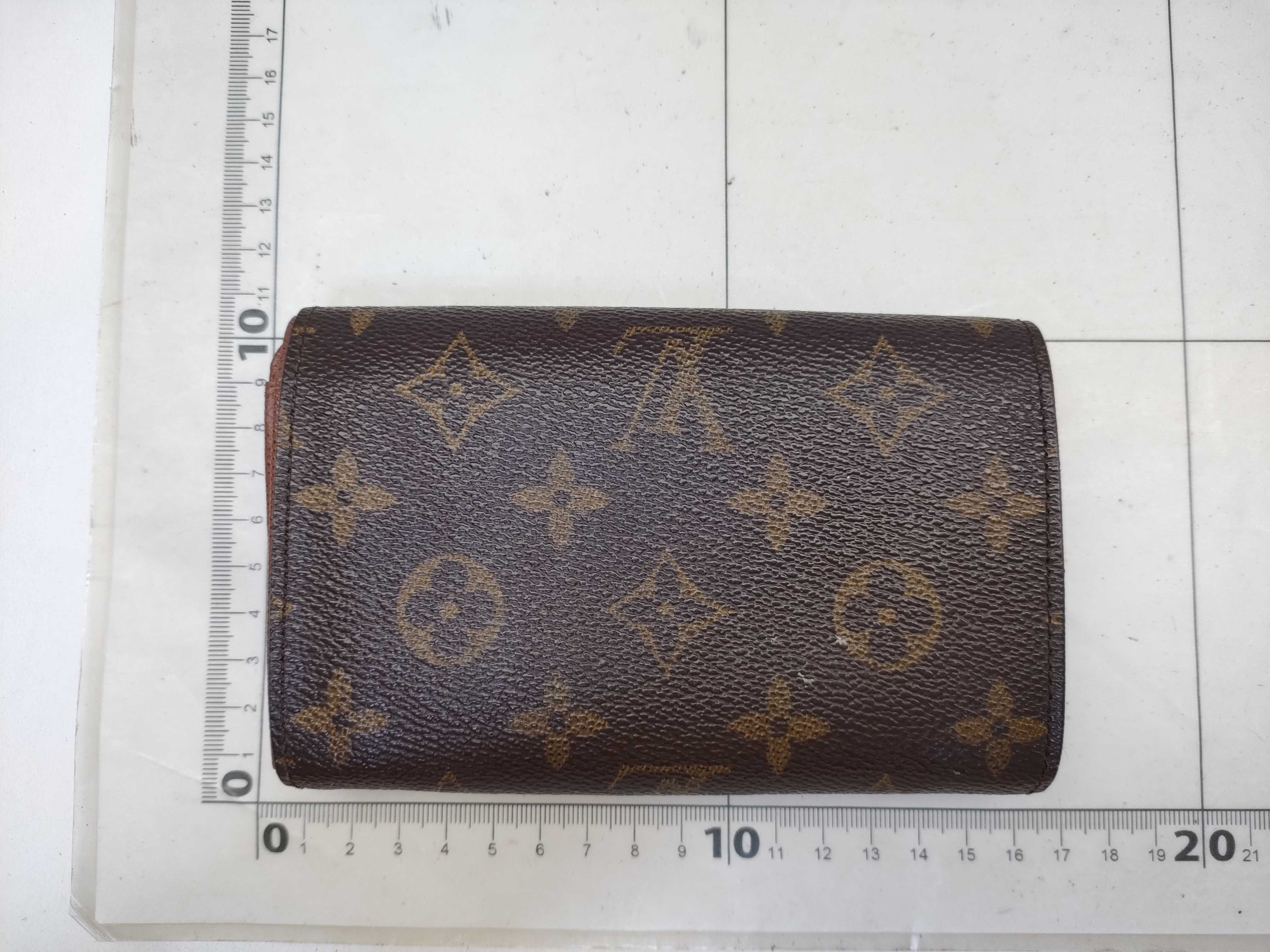 Monogram / Monogram / Porte Monnaie Billet Trésor / M61730 / CT1027 / Folding Wallet / PVC Wallet — view 2
