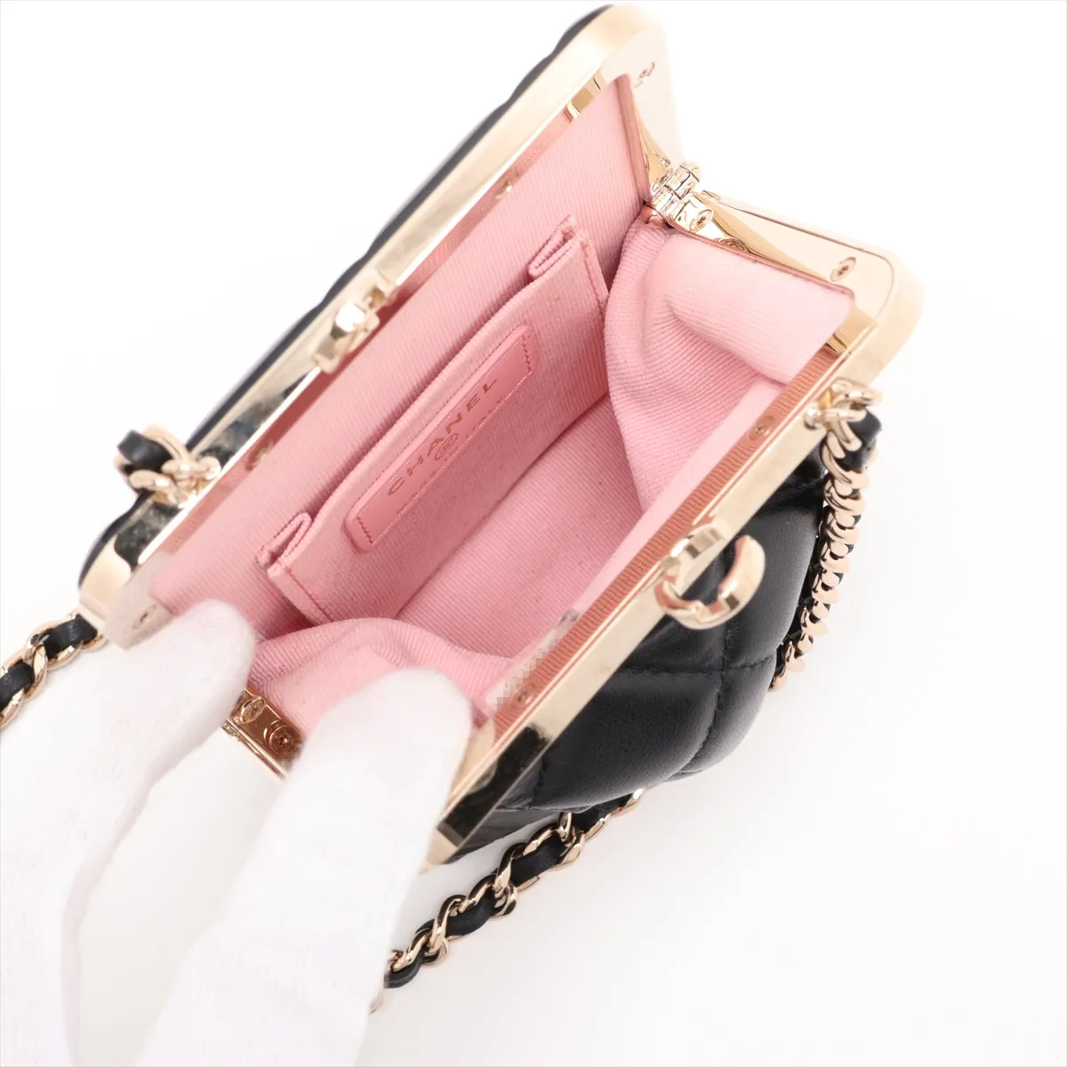 Matelassé Lambskin x Plastic Chain Shoulder Bag, Kiss Closure, Black with Gold Hardware, 31771612, Serial Number 31 — view 6