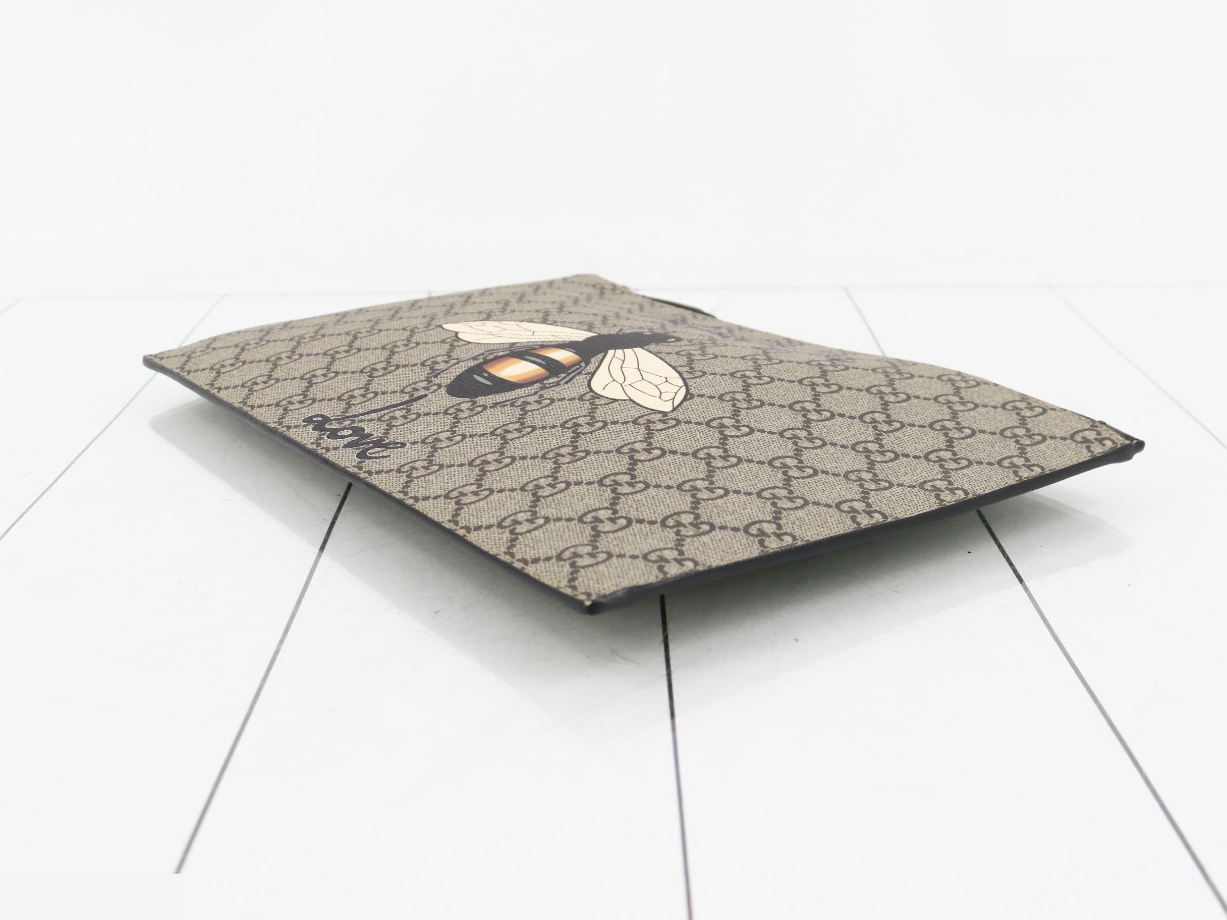 GG Supreme Bee Motif Clutch Bag — view 6