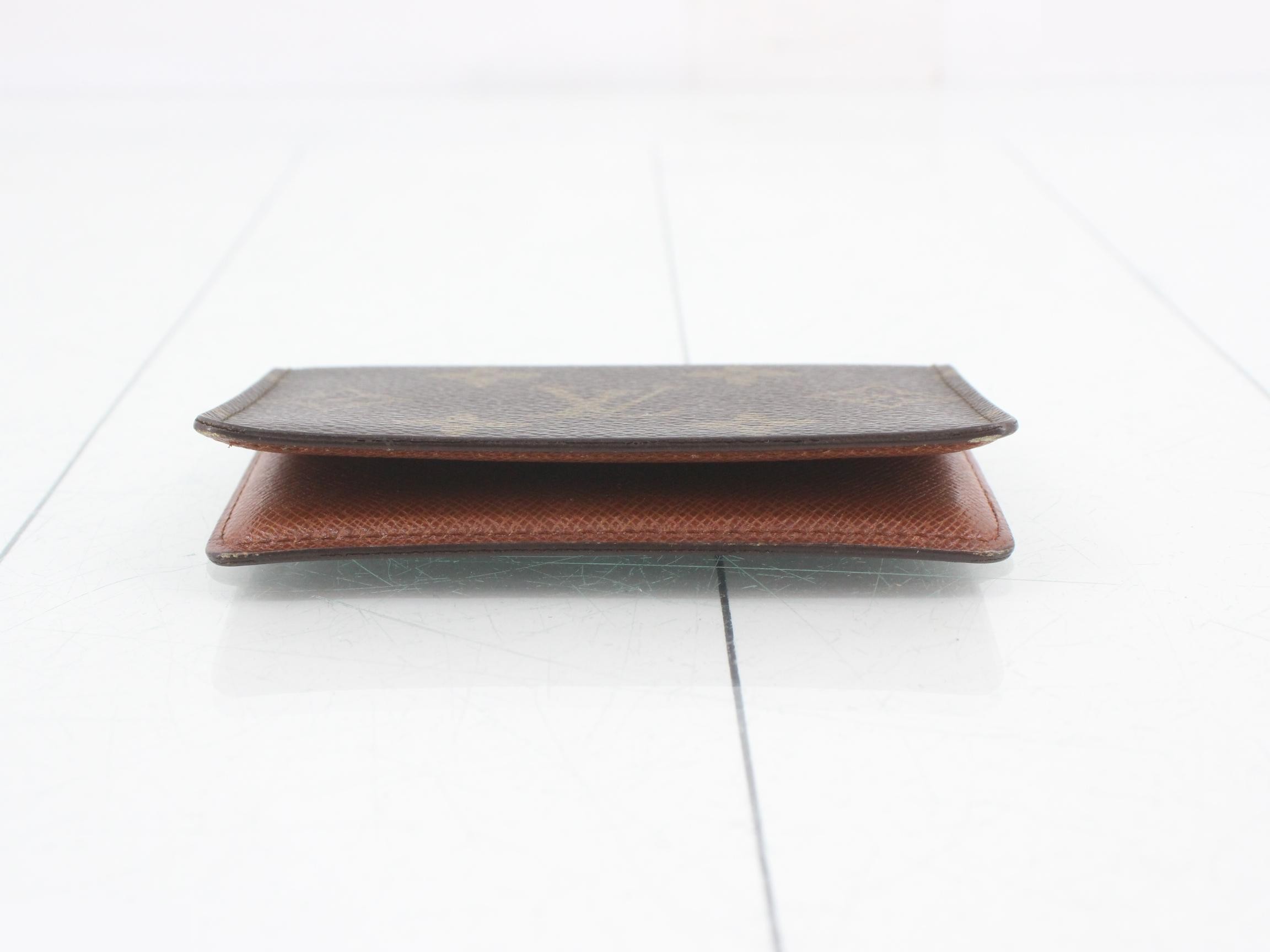 LV Monogram Card Case 2 — view 3