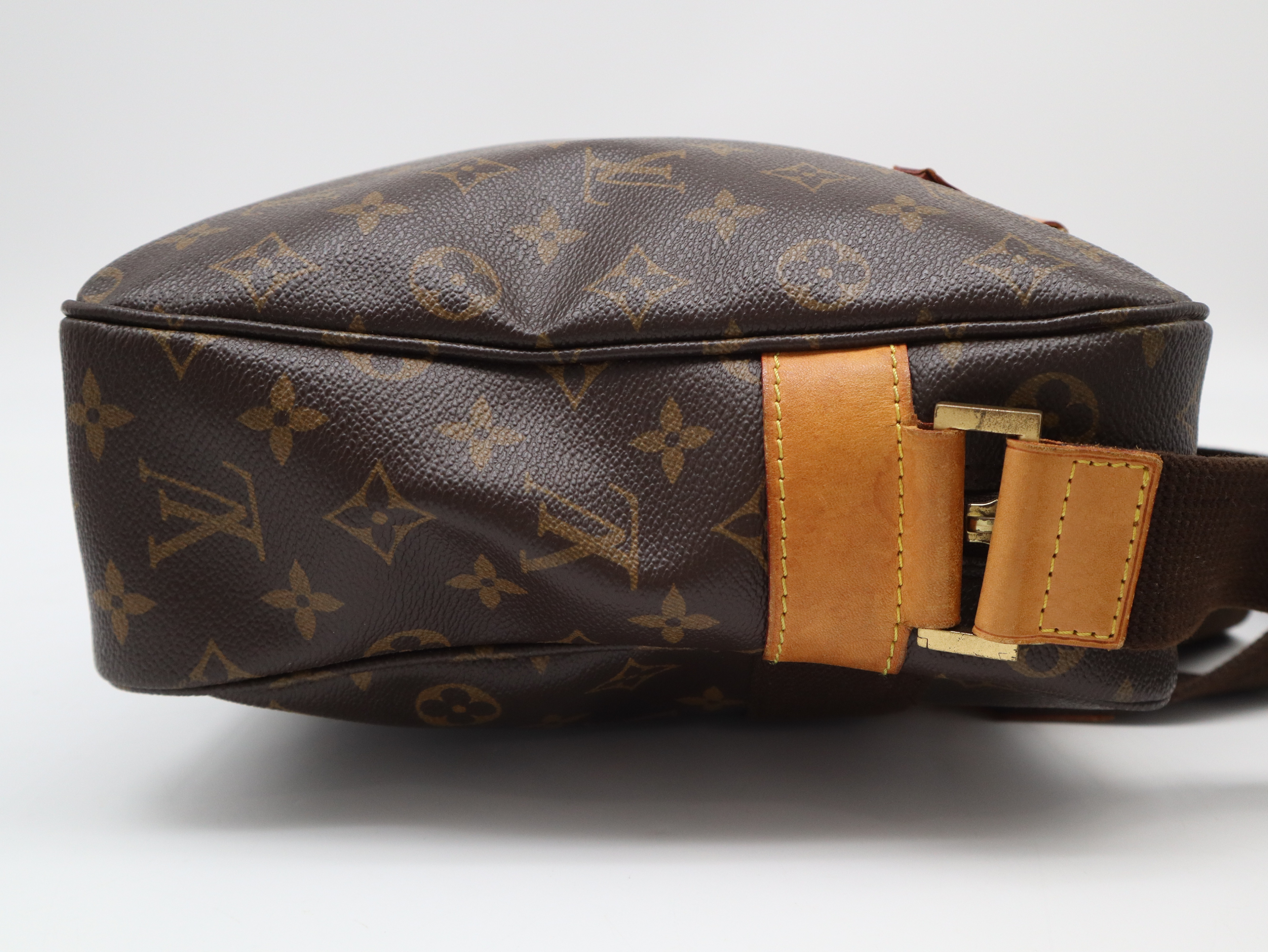 M40043 Monogram Sac Bosphore Shoulder Bag — view 4