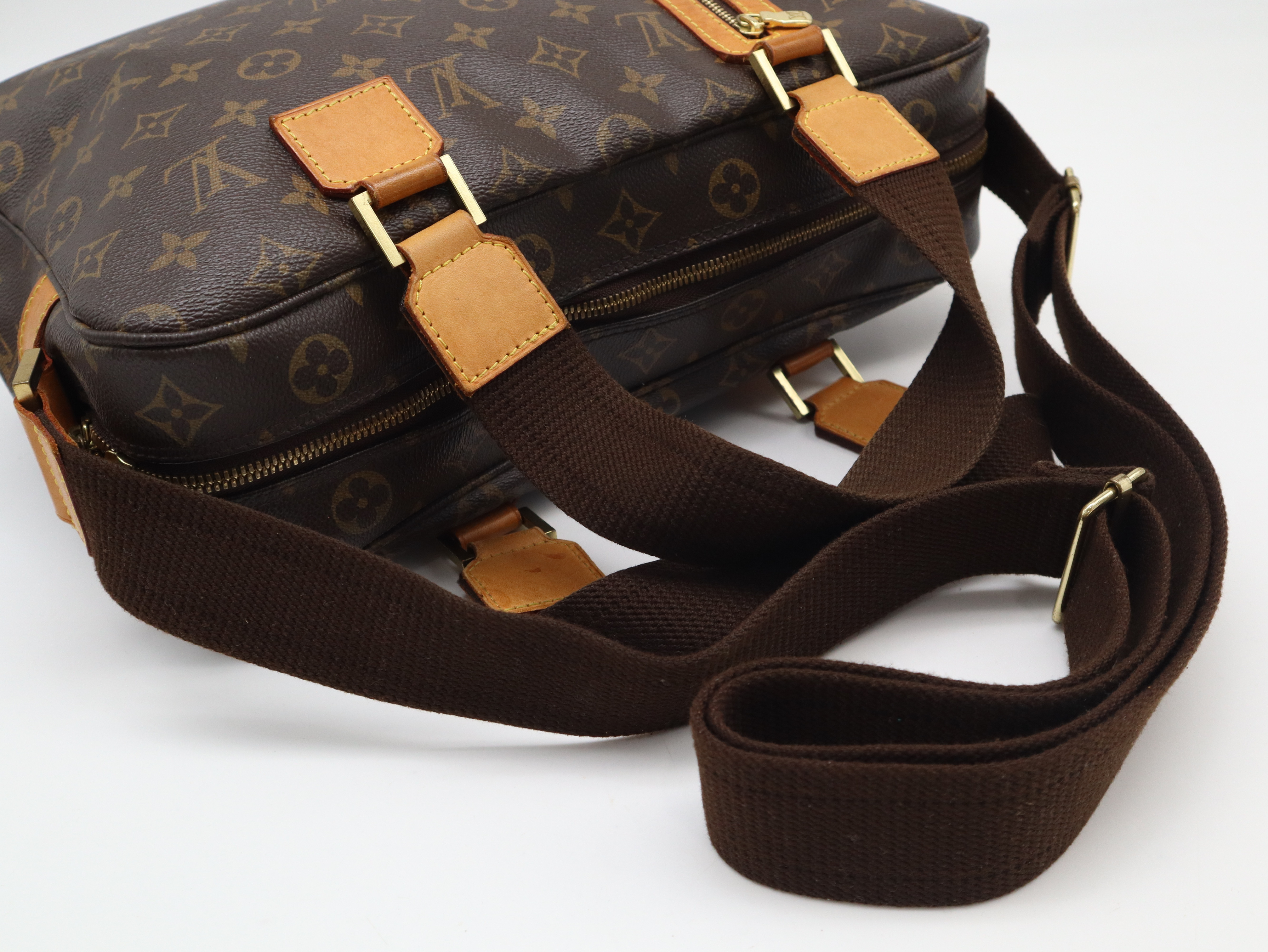 M40043 Monogram Sac Bosphore Shoulder Bag — view 6