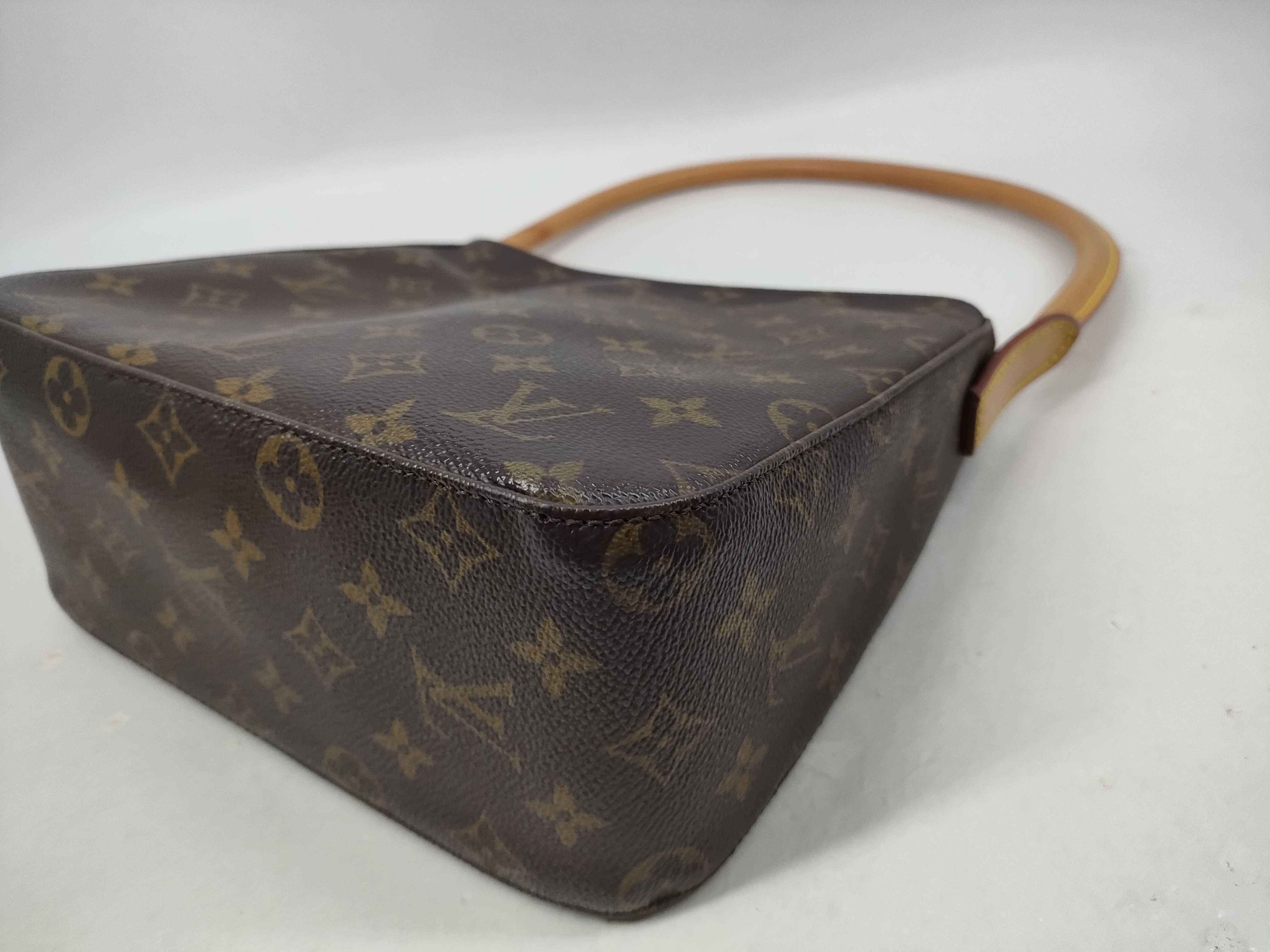 Monogram M51146 Looping MM Shoulder Bag — view 6