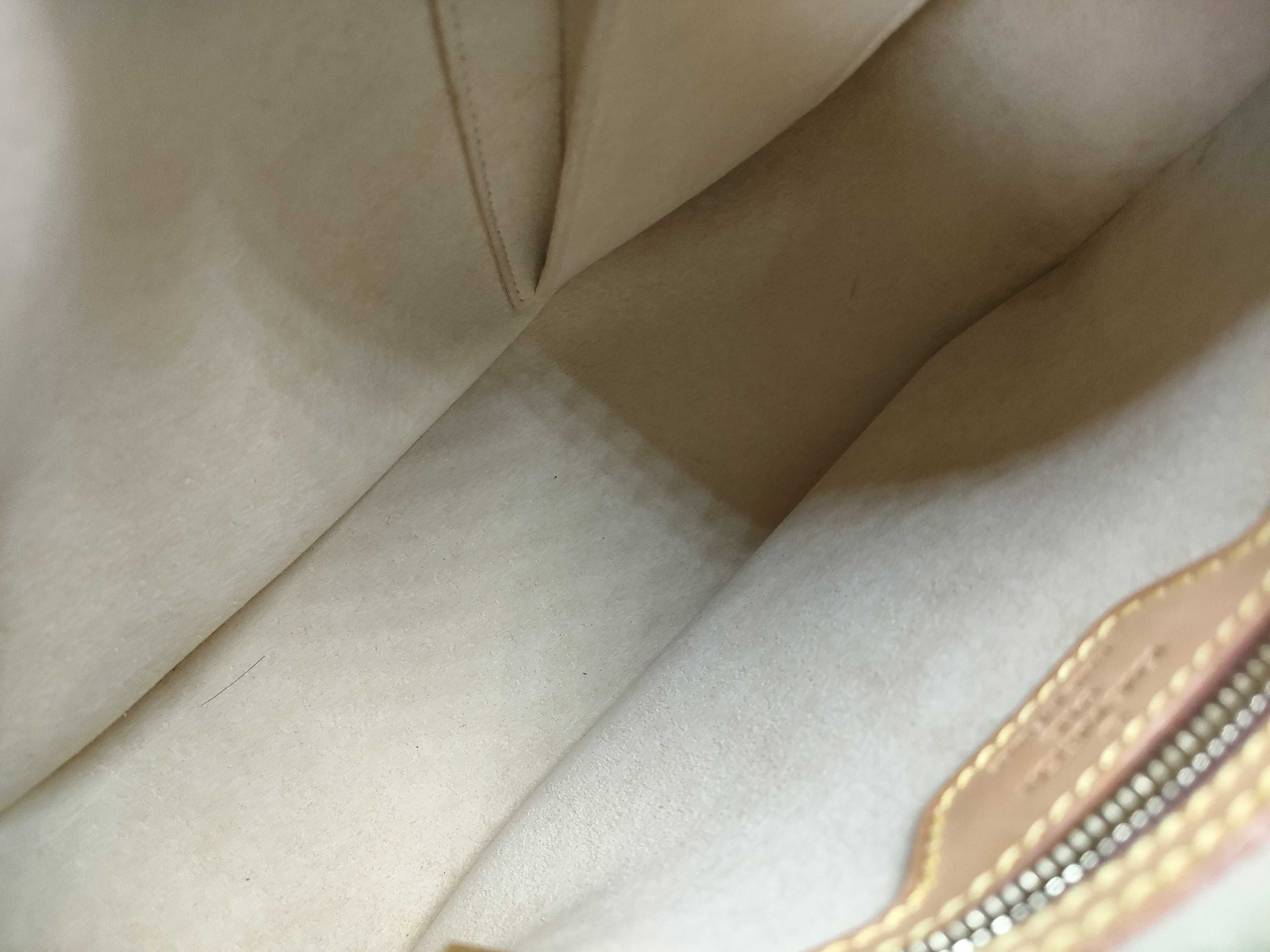 Monogram M51146 Looping MM Shoulder Bag — view 10