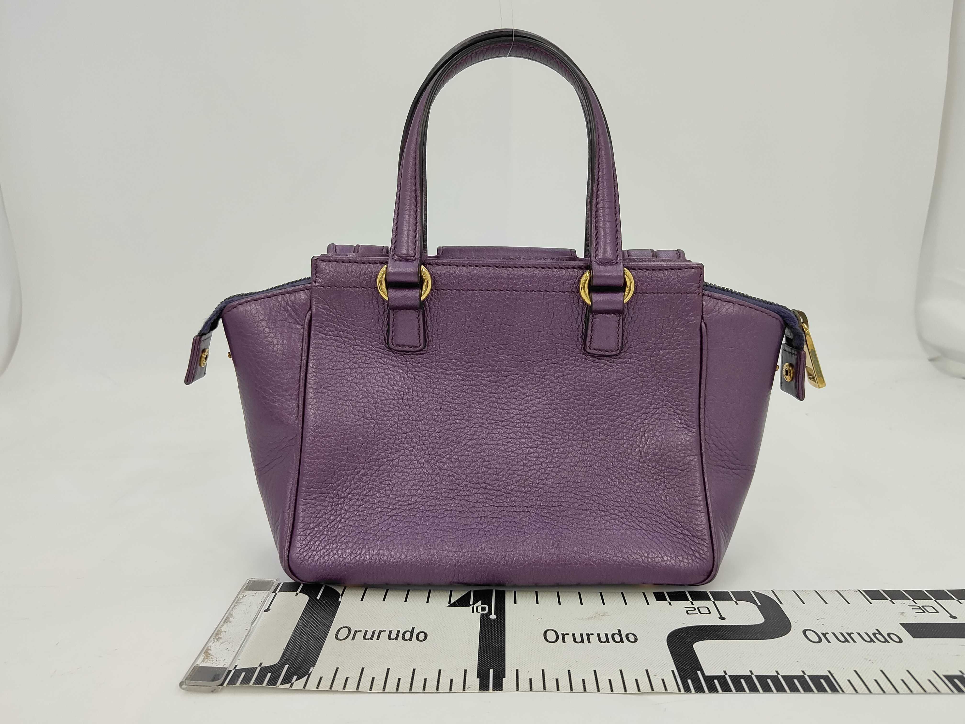 handbag — view 2