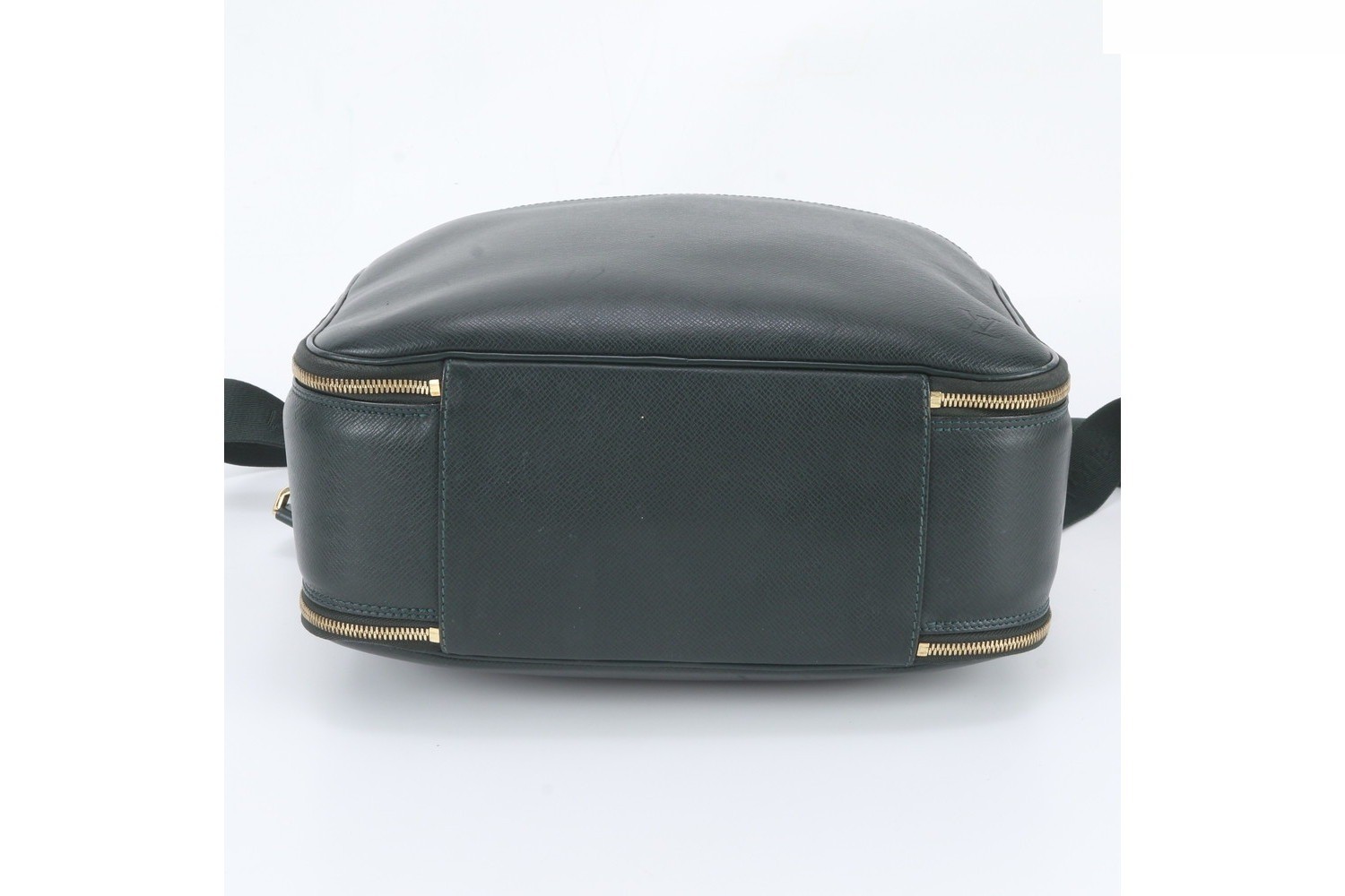 Taiga Tura M30764 Leather 2-Way Shoulder Bag — view 6