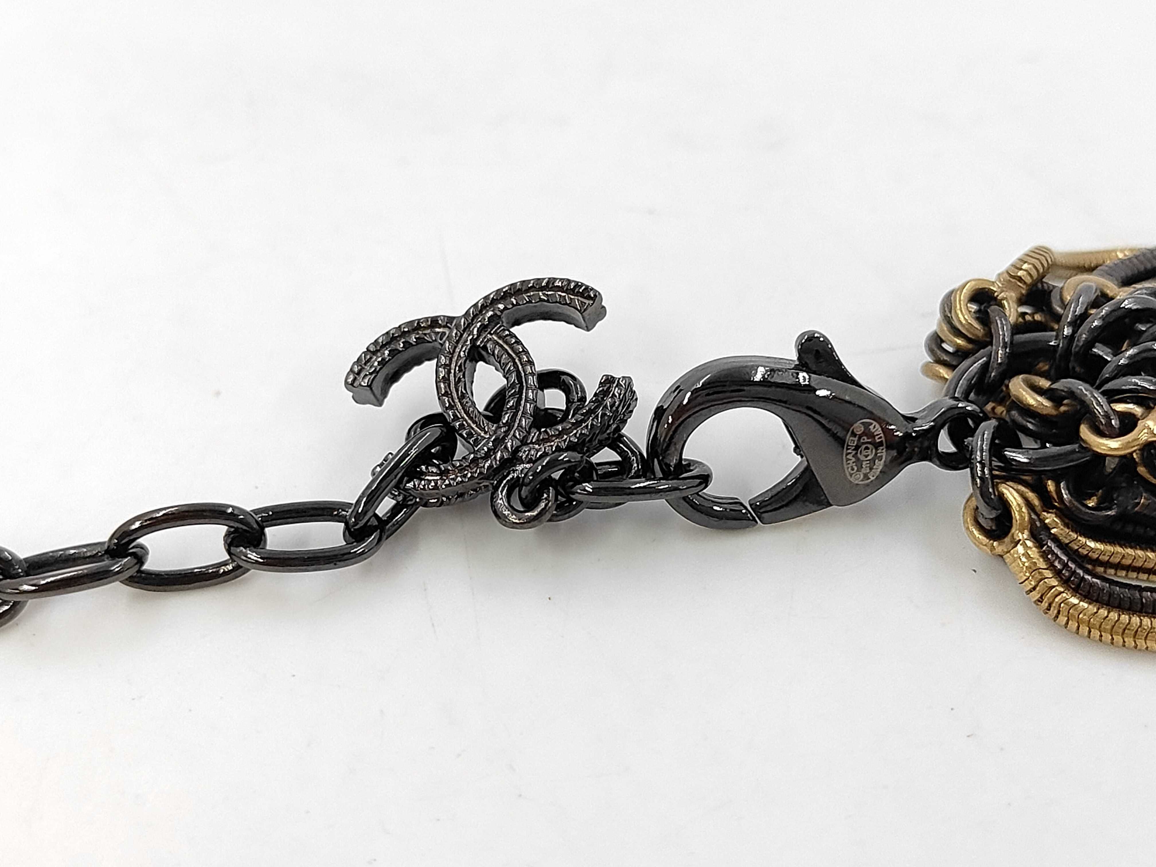 B11P Necklace, neck circumference approximately 50cm. — view 3