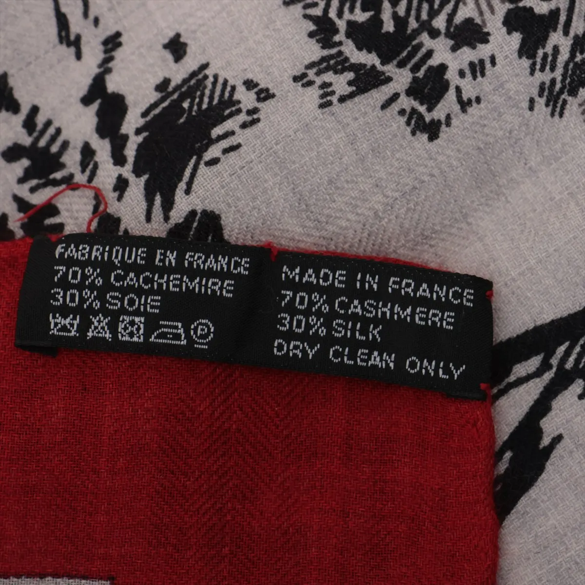 Carrege A L'OMBRE DES BOULEVAARDS From the shadows of the Boulevards Stole Cashmere x Silk Red — view 6