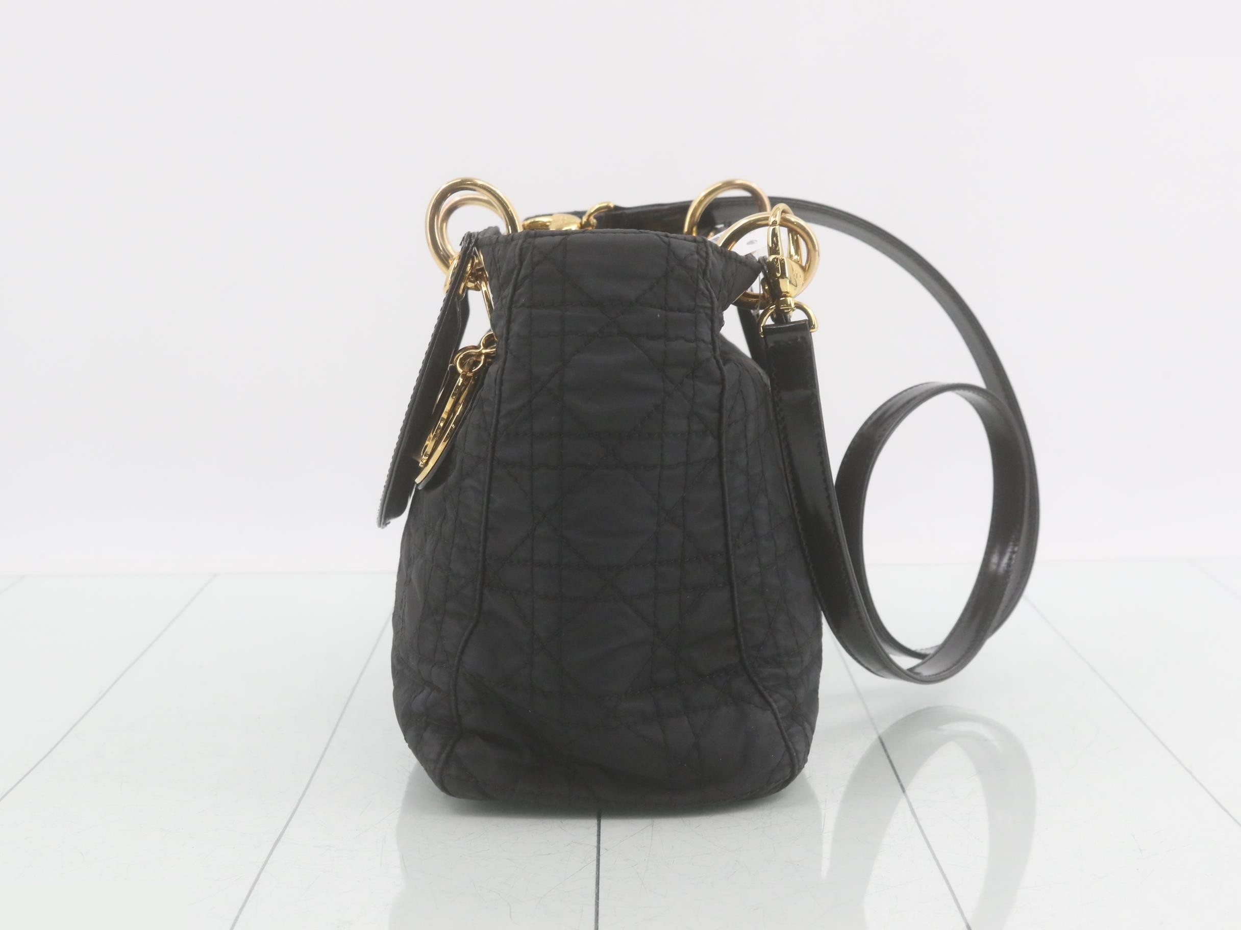 Other lines available: Bags and handbags — view 3