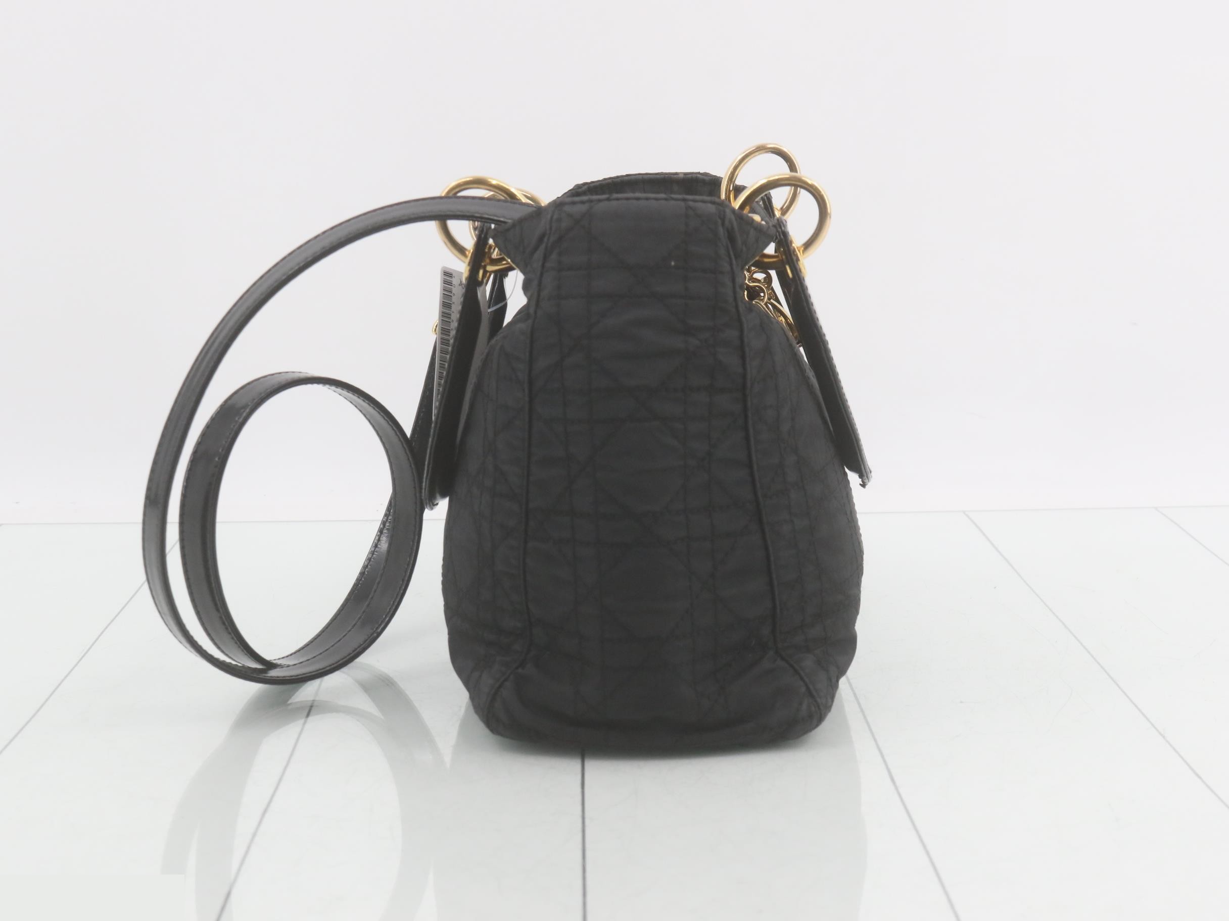 Other lines available: Bags and handbags — view 4