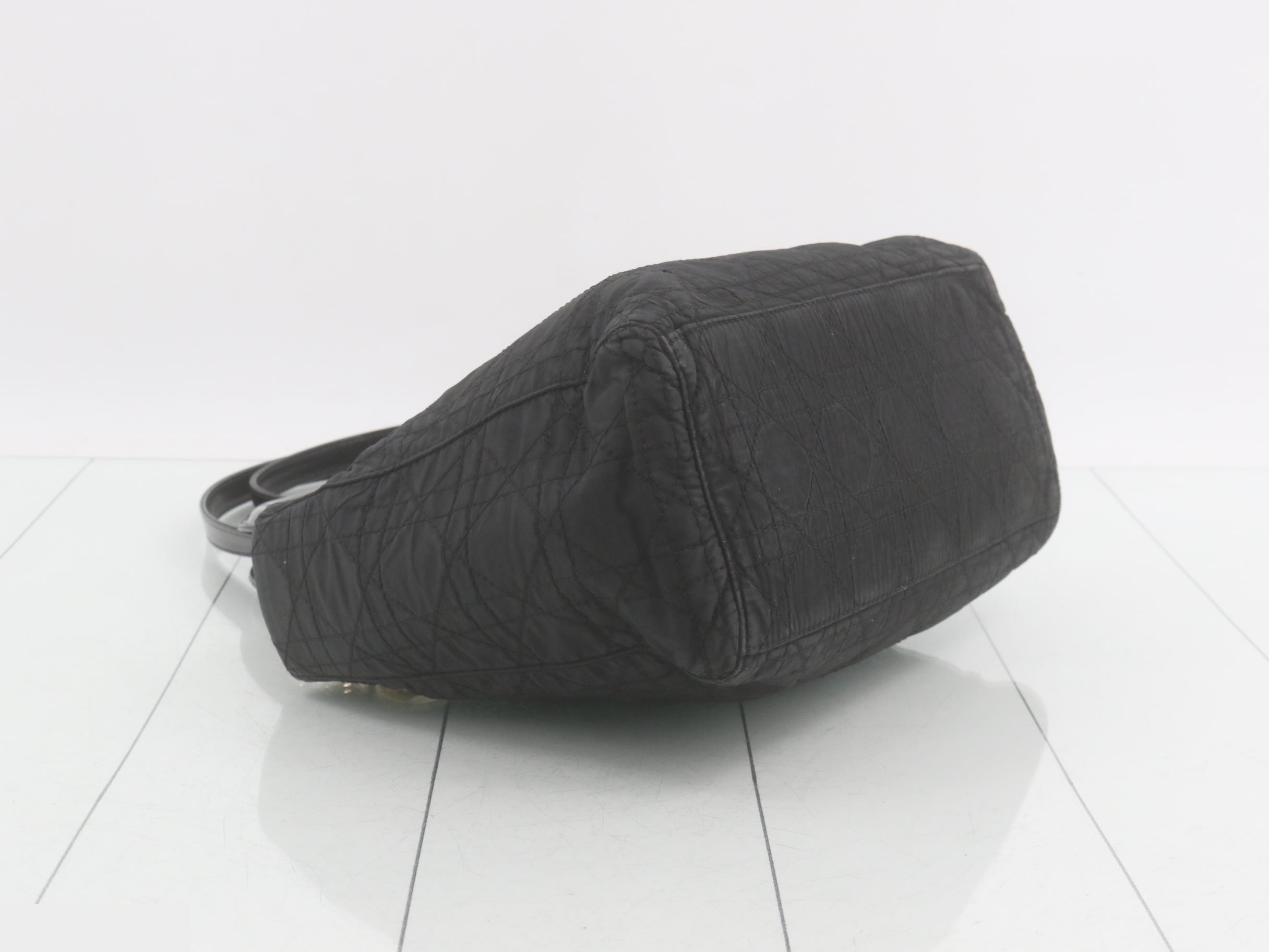 Other lines available: Bags and handbags — view 5