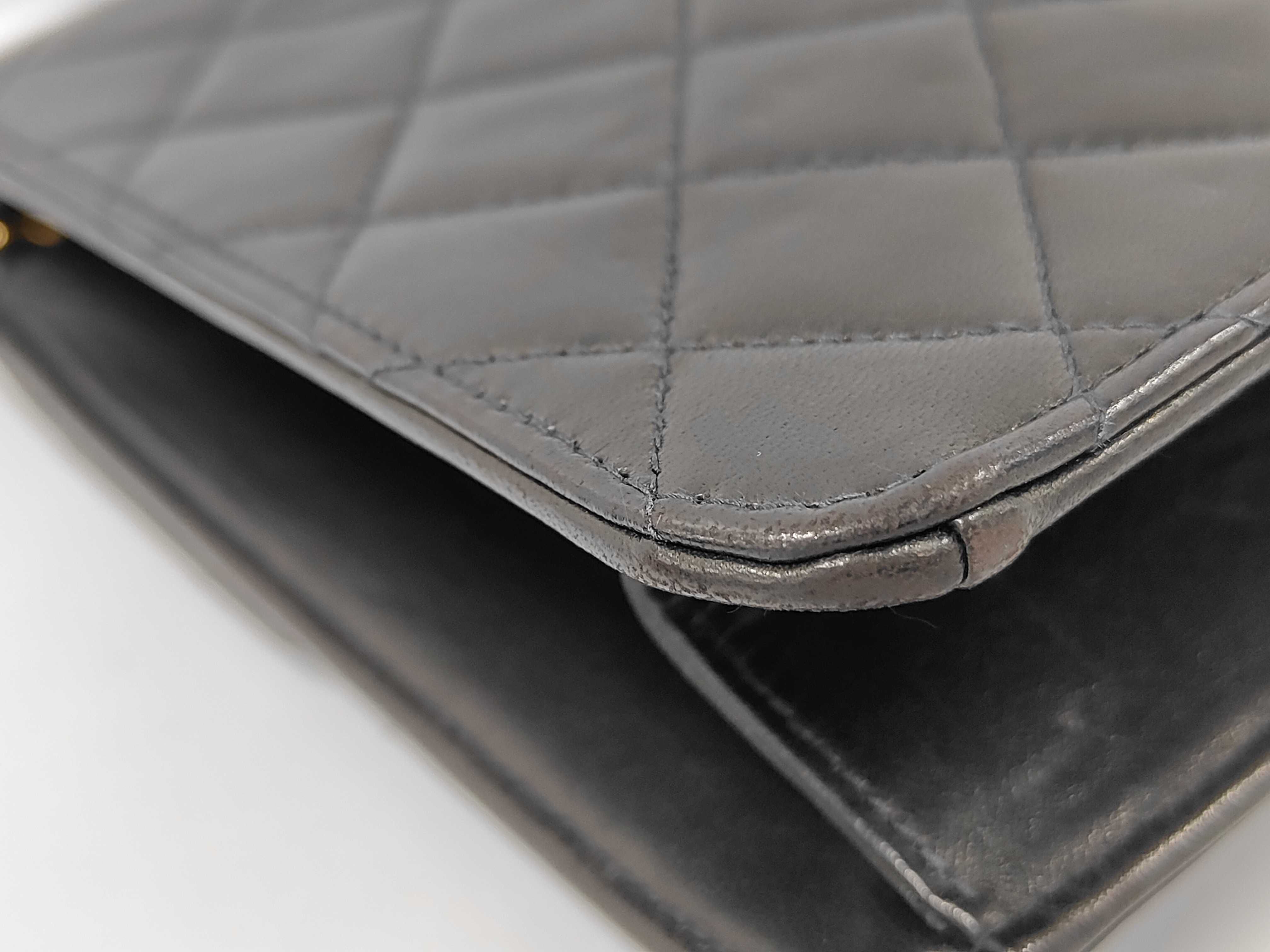 Push-Lock Chain Shoulder Bag — view 4