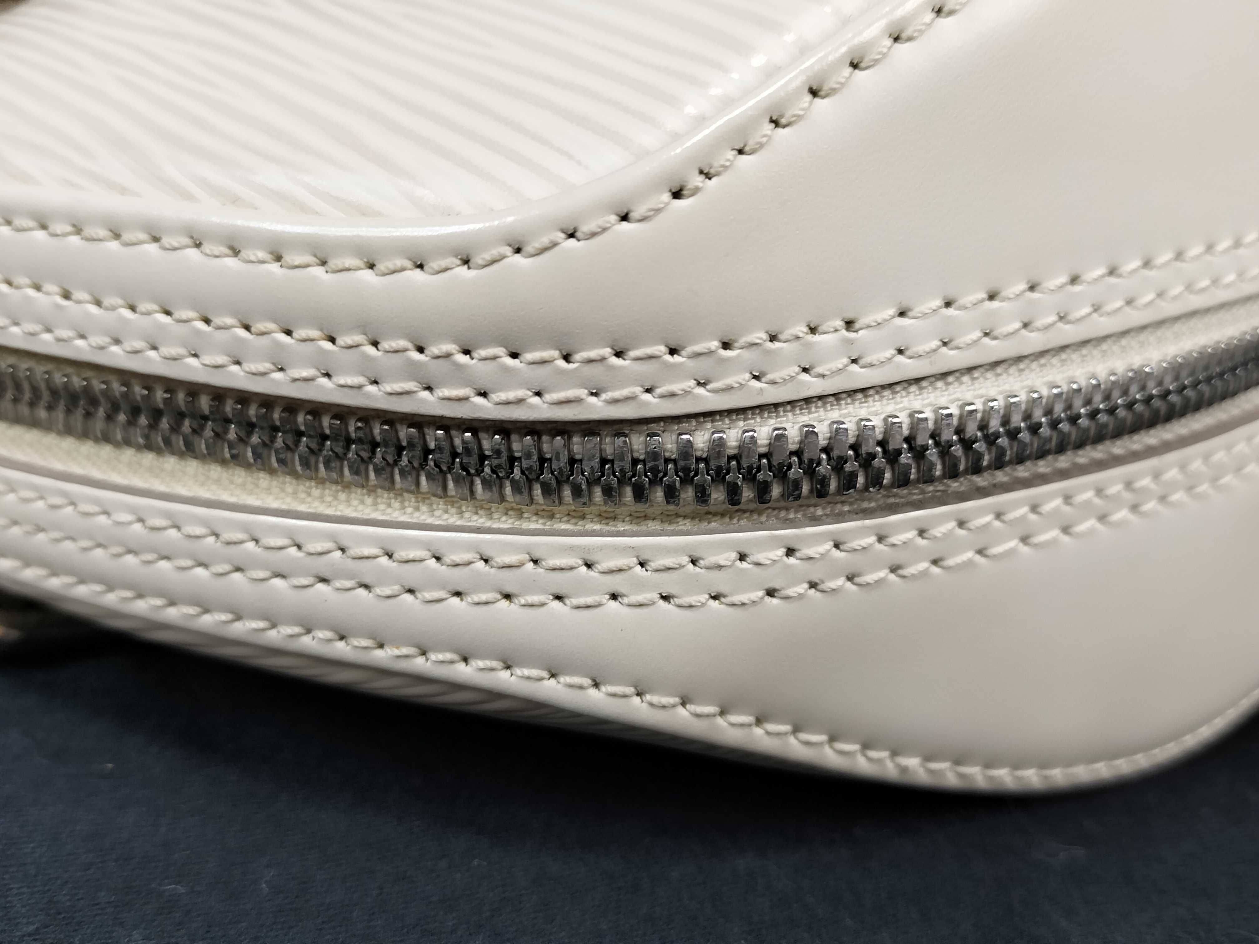 Epi Leather Handbag, Jasmine Ivoire, M5285J TH1026 — view 6