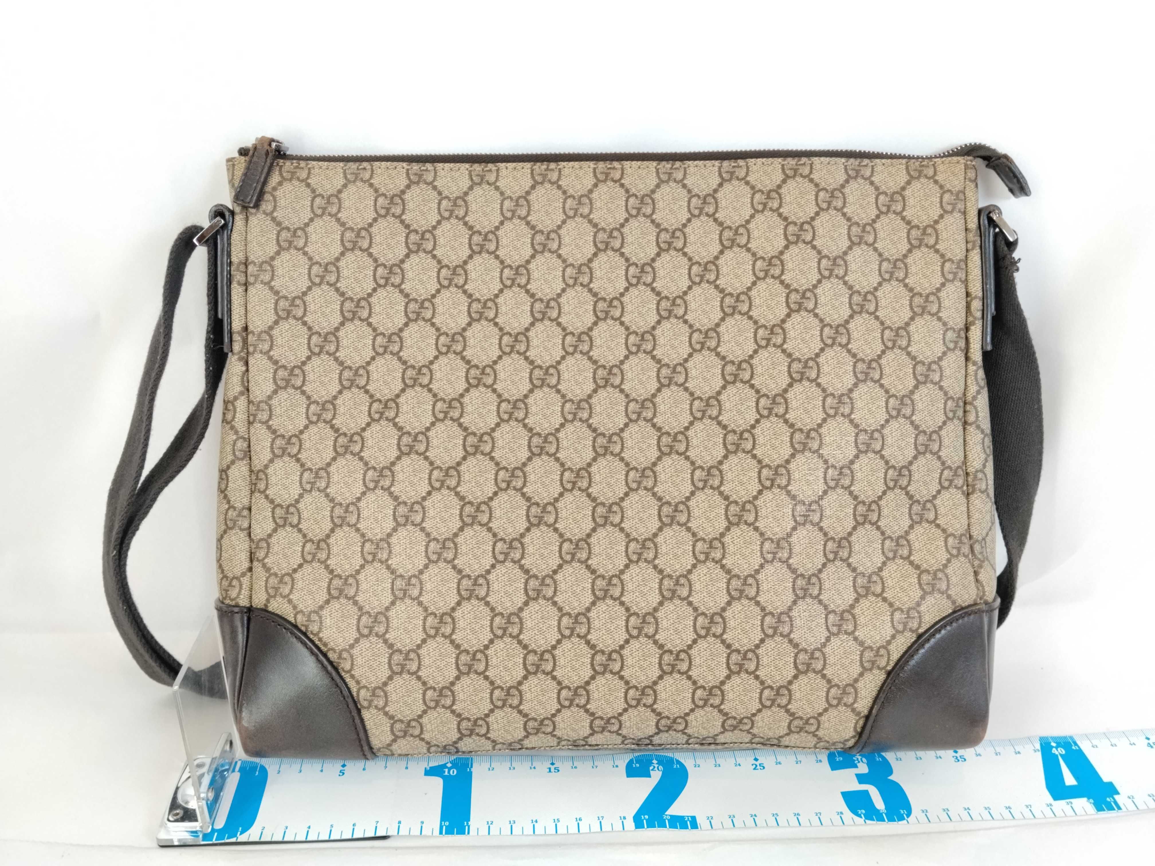GG Supreme Shoulder Bag, Brown — view 2