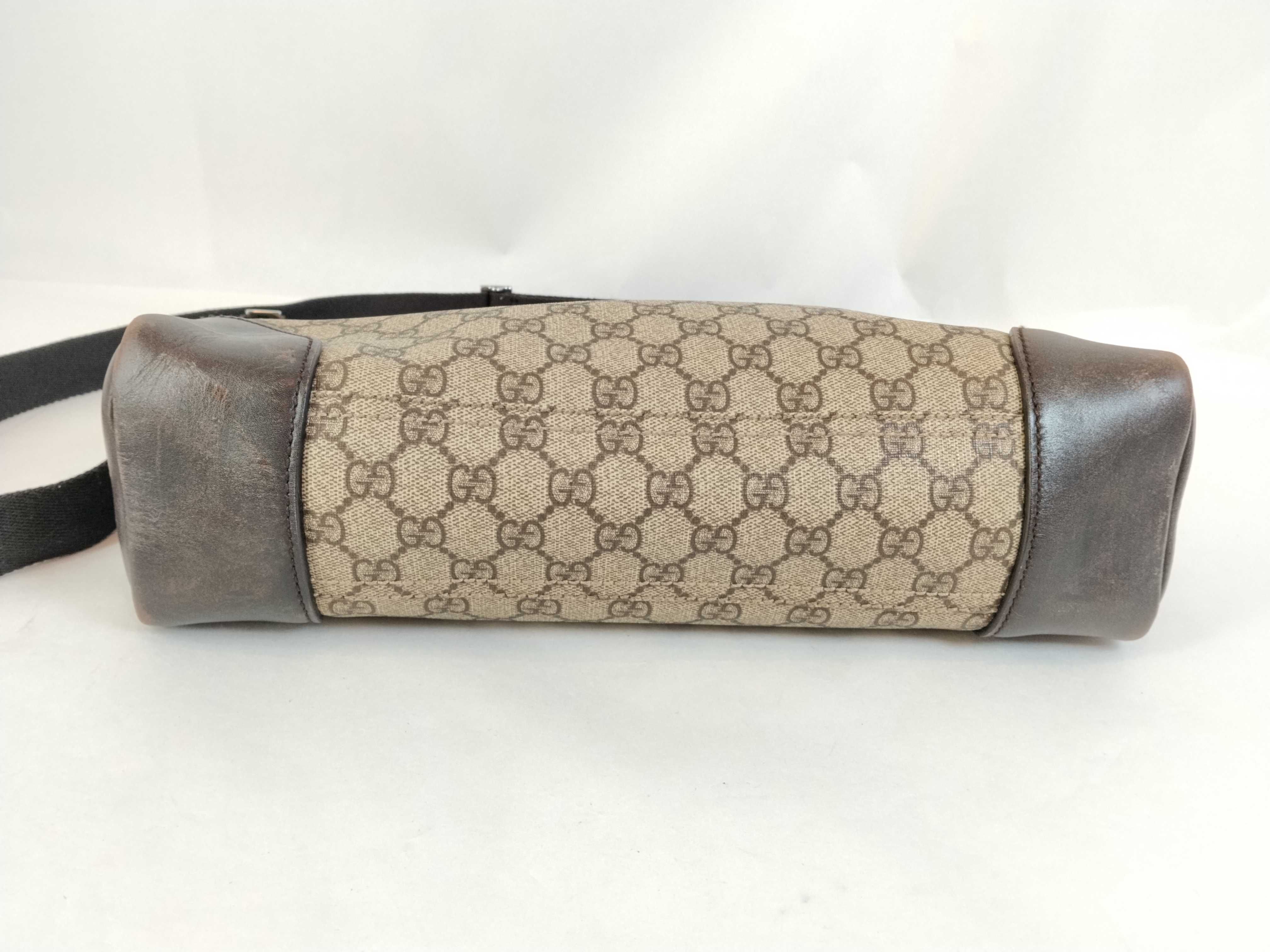 GG Supreme Shoulder Bag, Brown — view 7