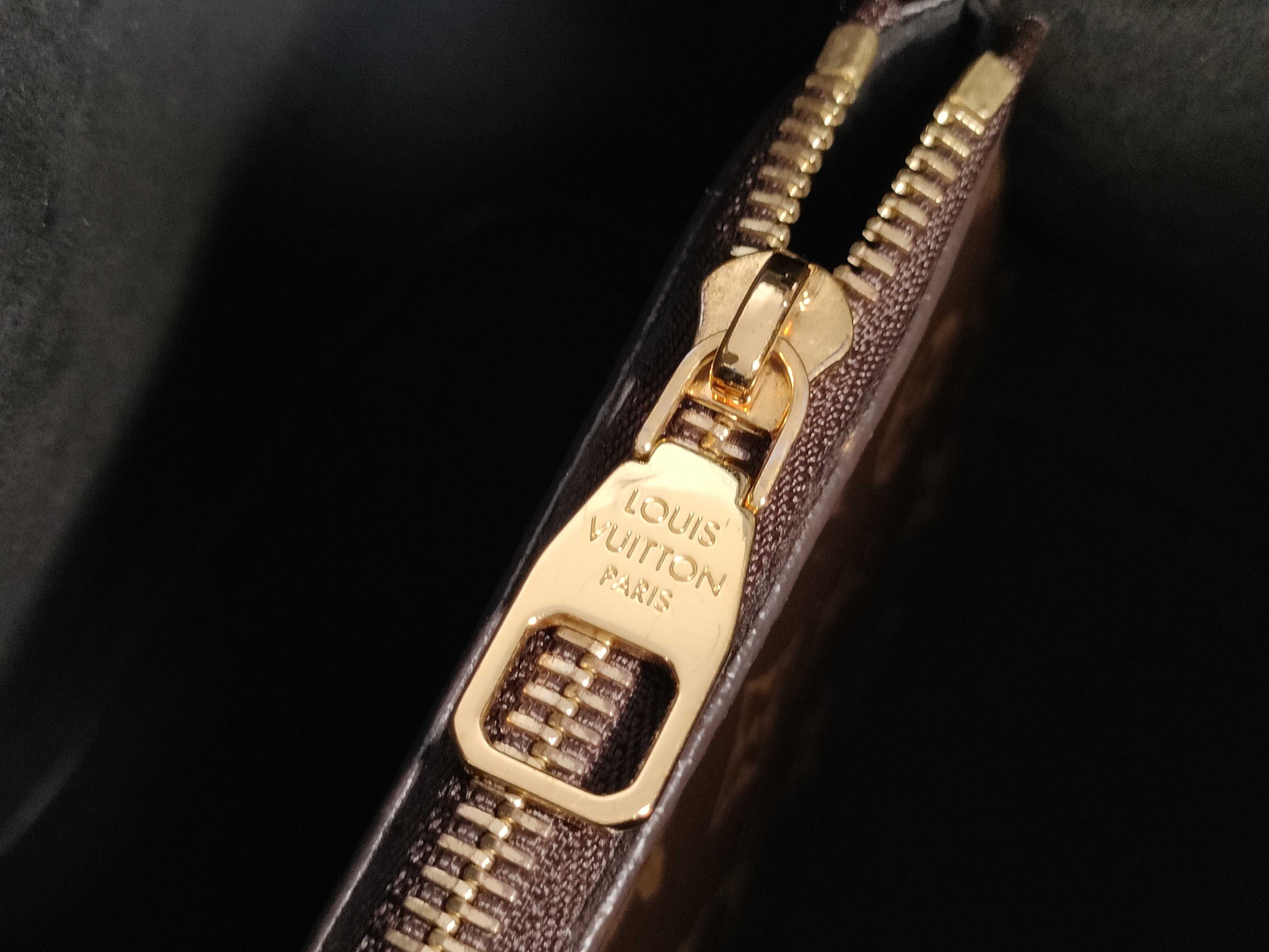 Monogram NeoNoe MM M44020 Shoulder Bag — view 12