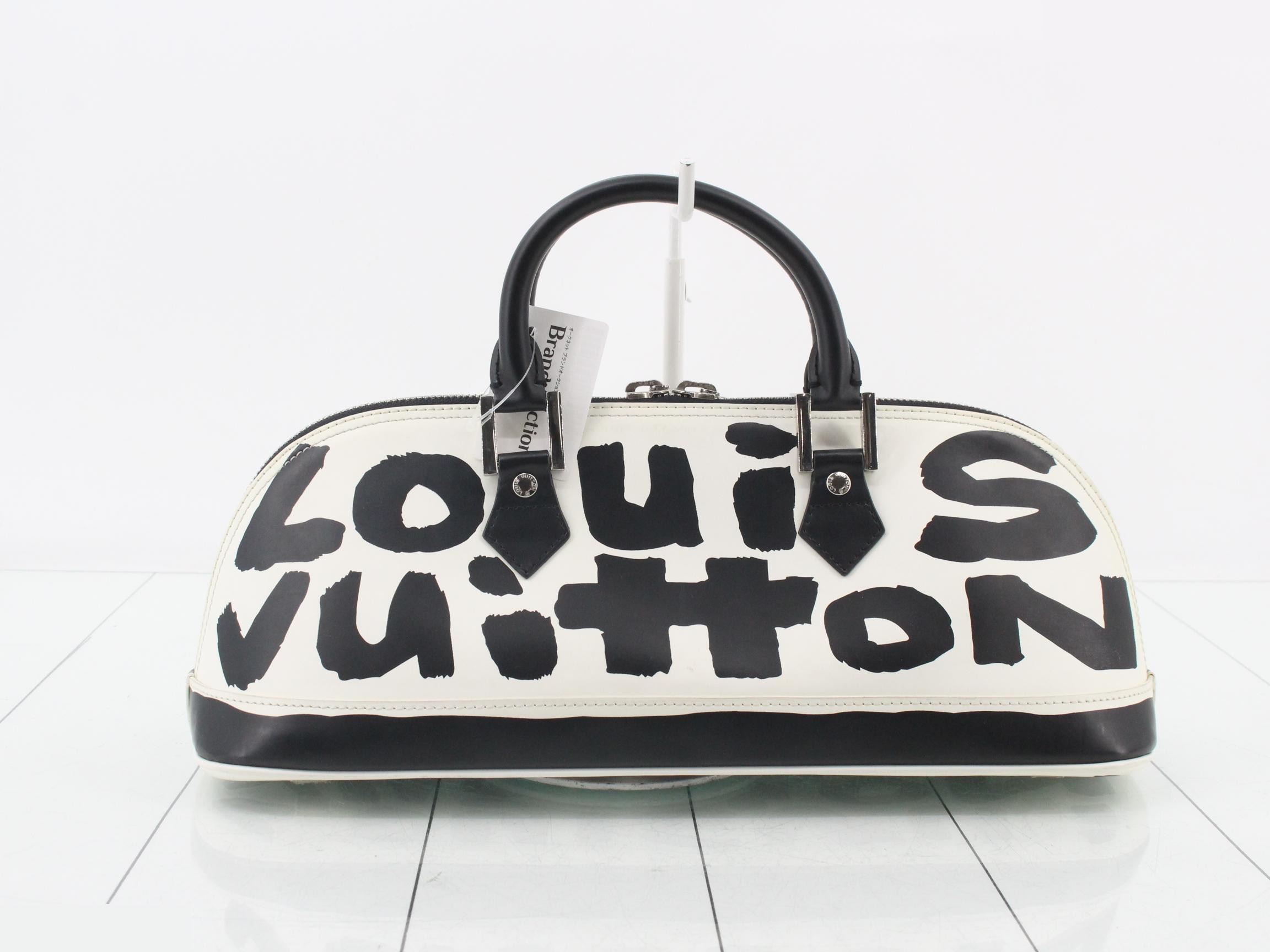 Alma Horizontal Graffiti White SS — view 2