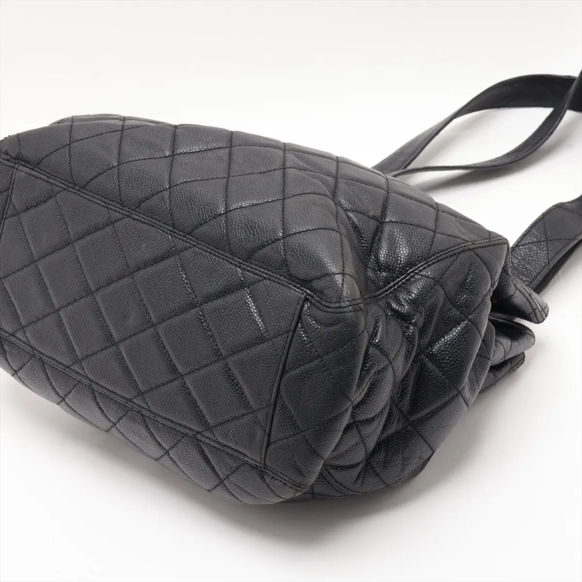 Matelassé Caviar Skin Tote Bag, Black with Gold Hardware, Item No. 4678067 (Serial No. 4) — view 3