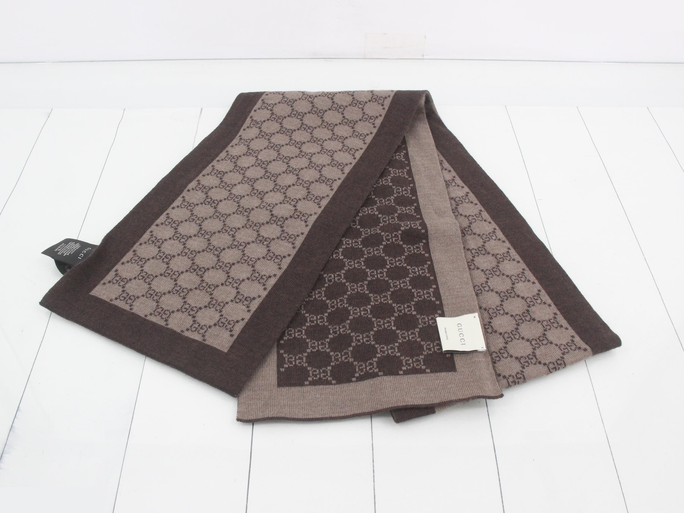 GG pattern scarf, brown tones — view 2