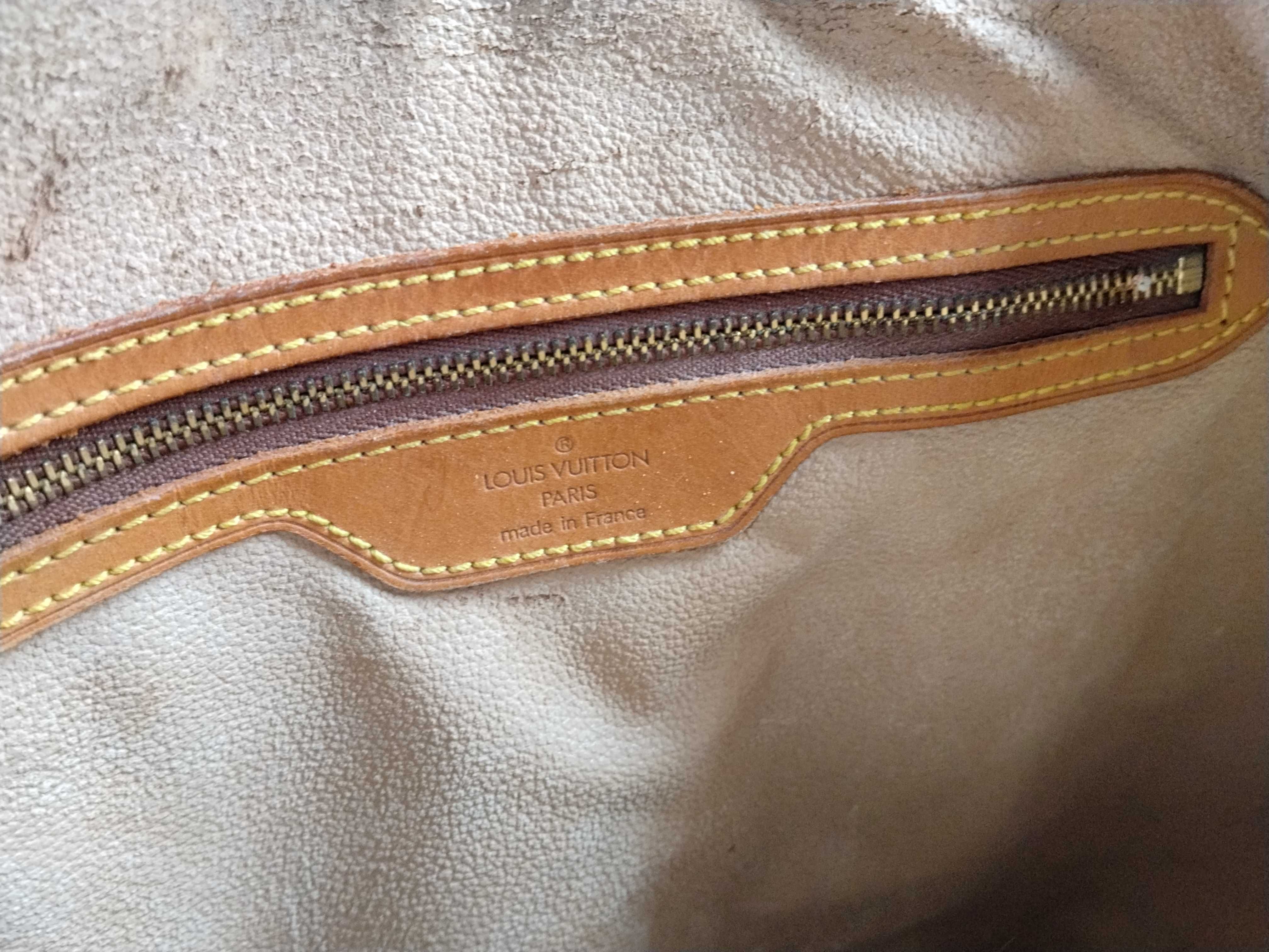 Monogram M42236 Bucket GM Tote Bag (without pouch) — view 14