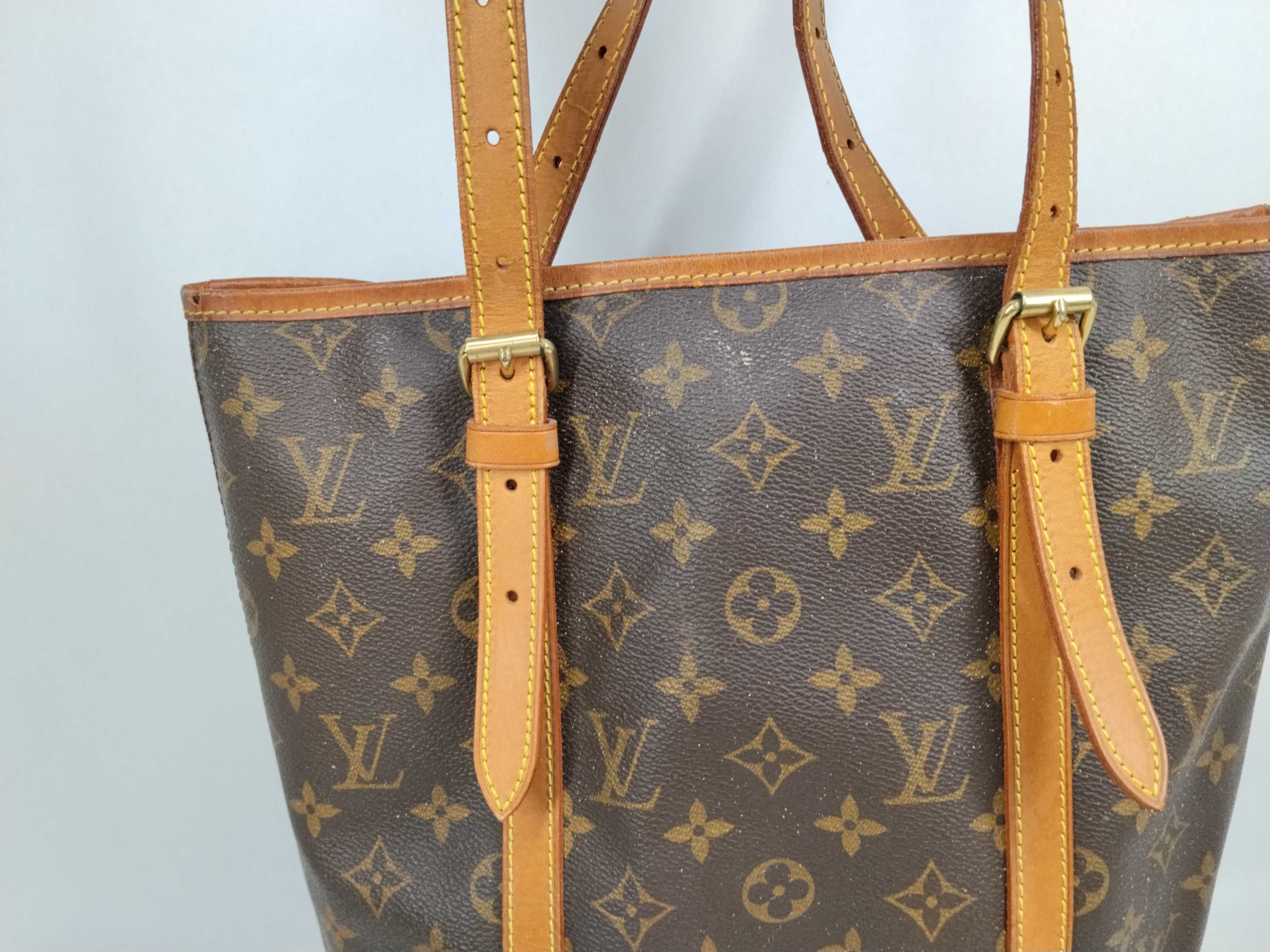Monogram M42236 Bucket GM Tote Bag (without pouch) — view 3