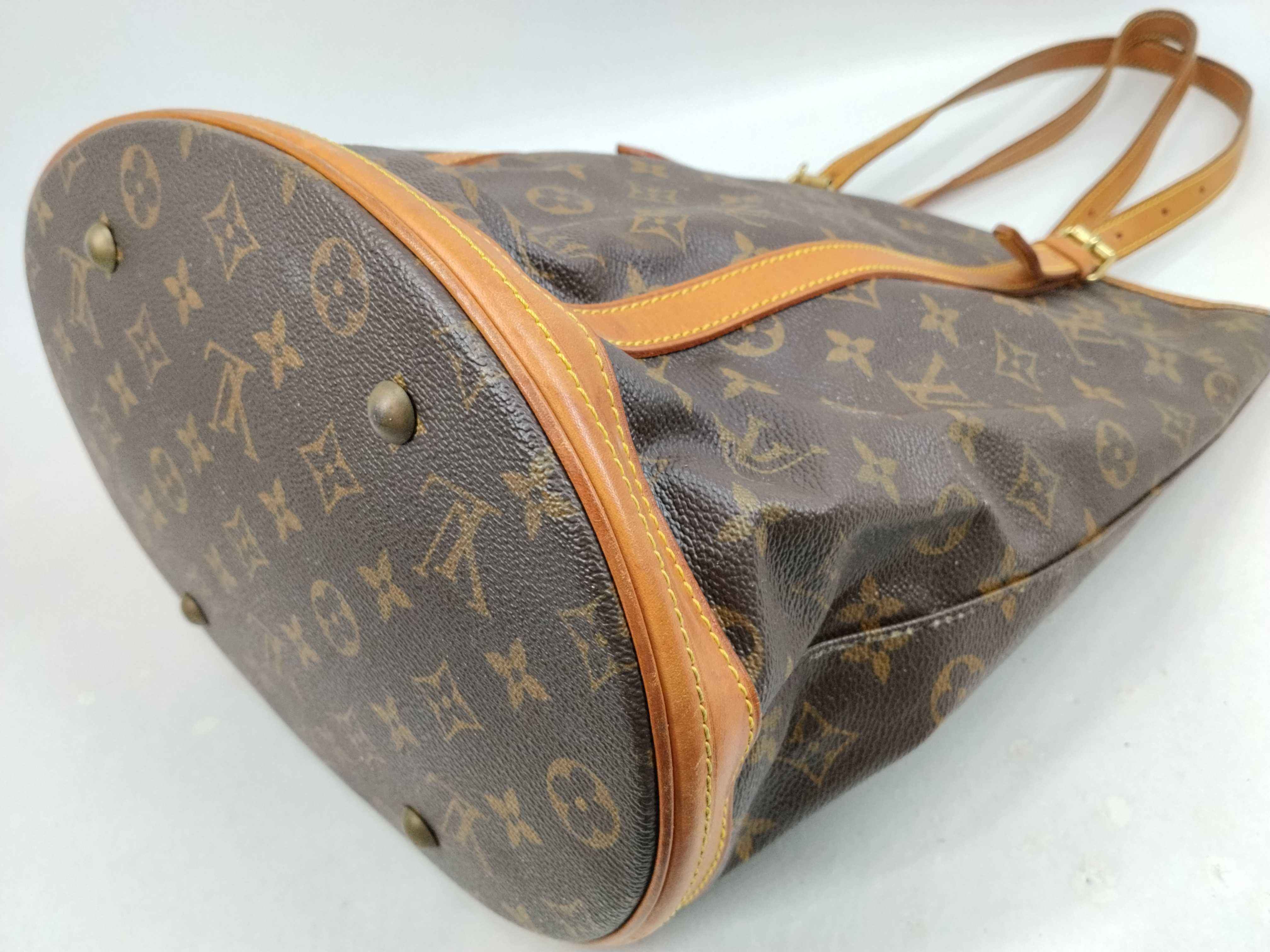 Monogram M42236 Bucket GM Tote Bag (without pouch) — view 6