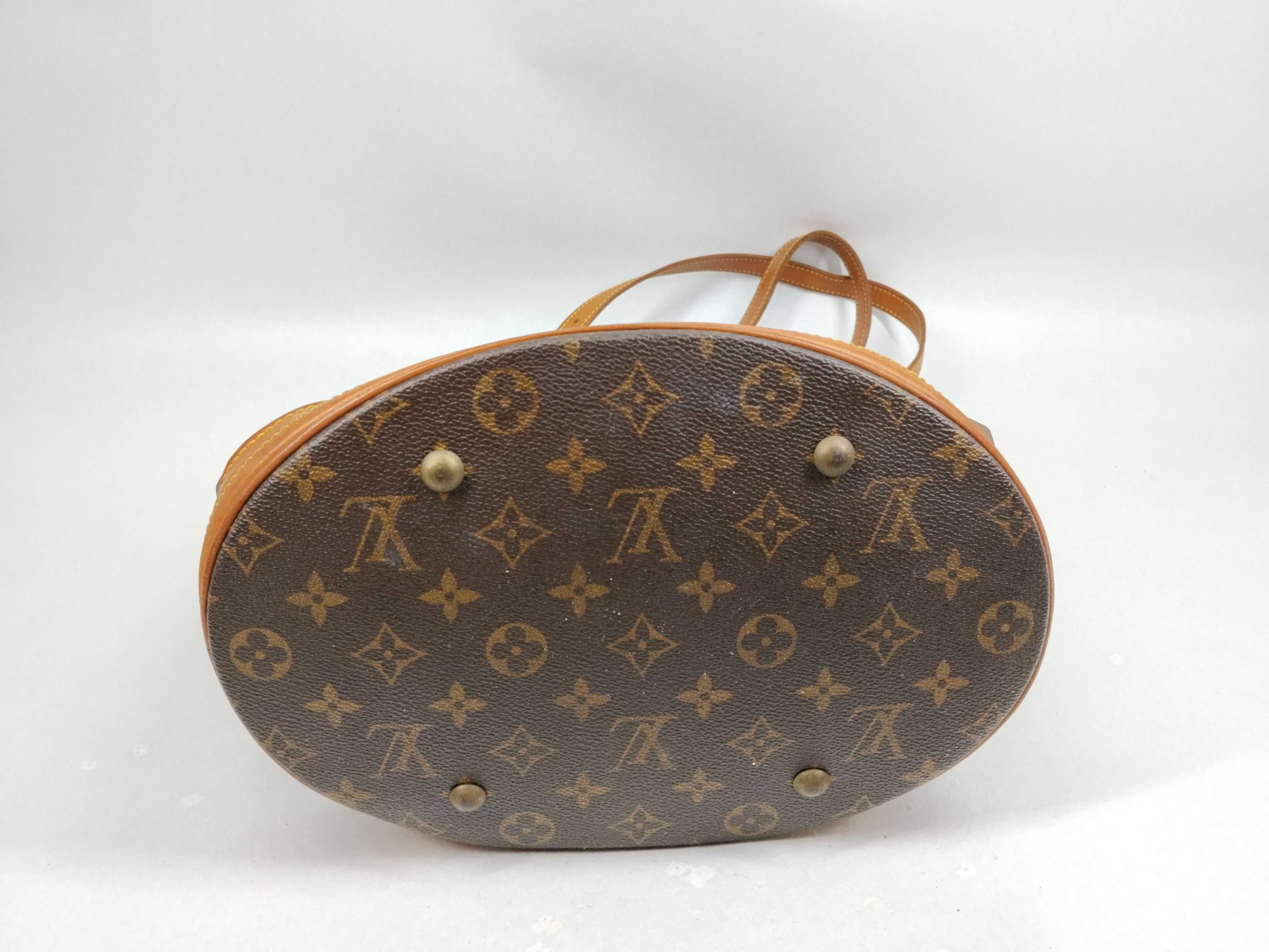 Monogram M42236 Bucket GM Tote Bag (without pouch) — view 7