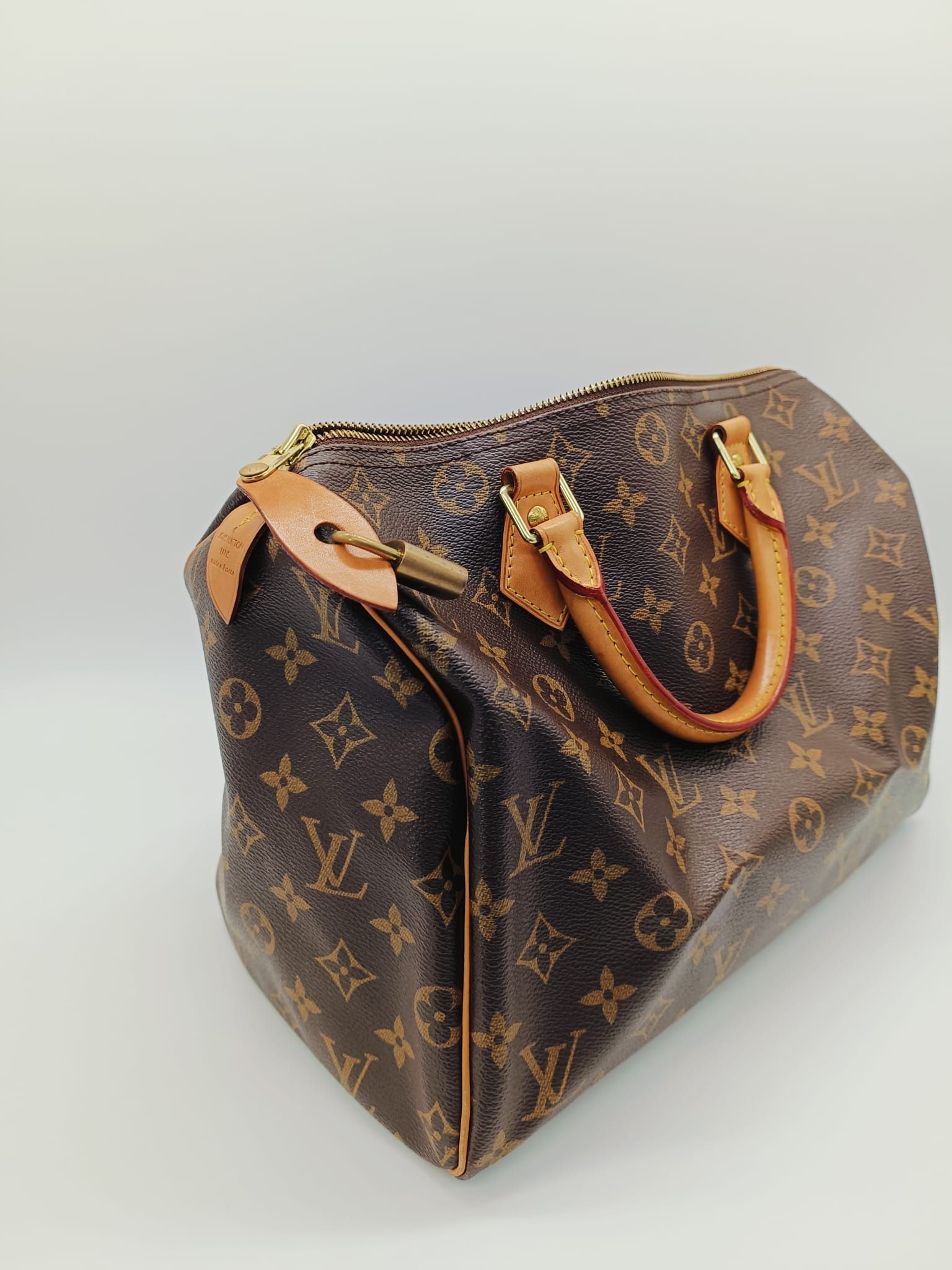 Speedy NM 30, Monogram — view 2