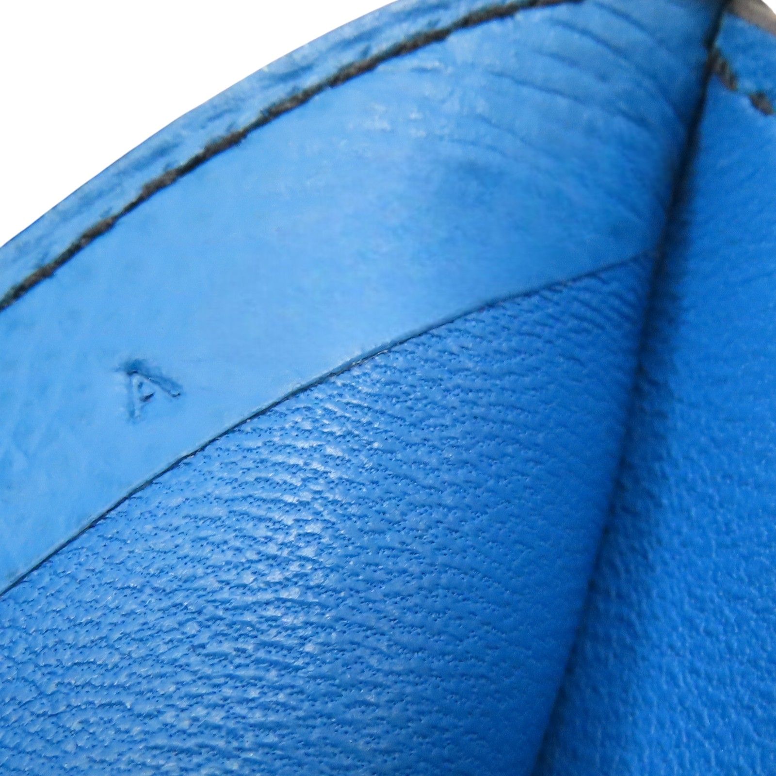 Epsom Leather MC2 Copernic Compact Wallet — view 10