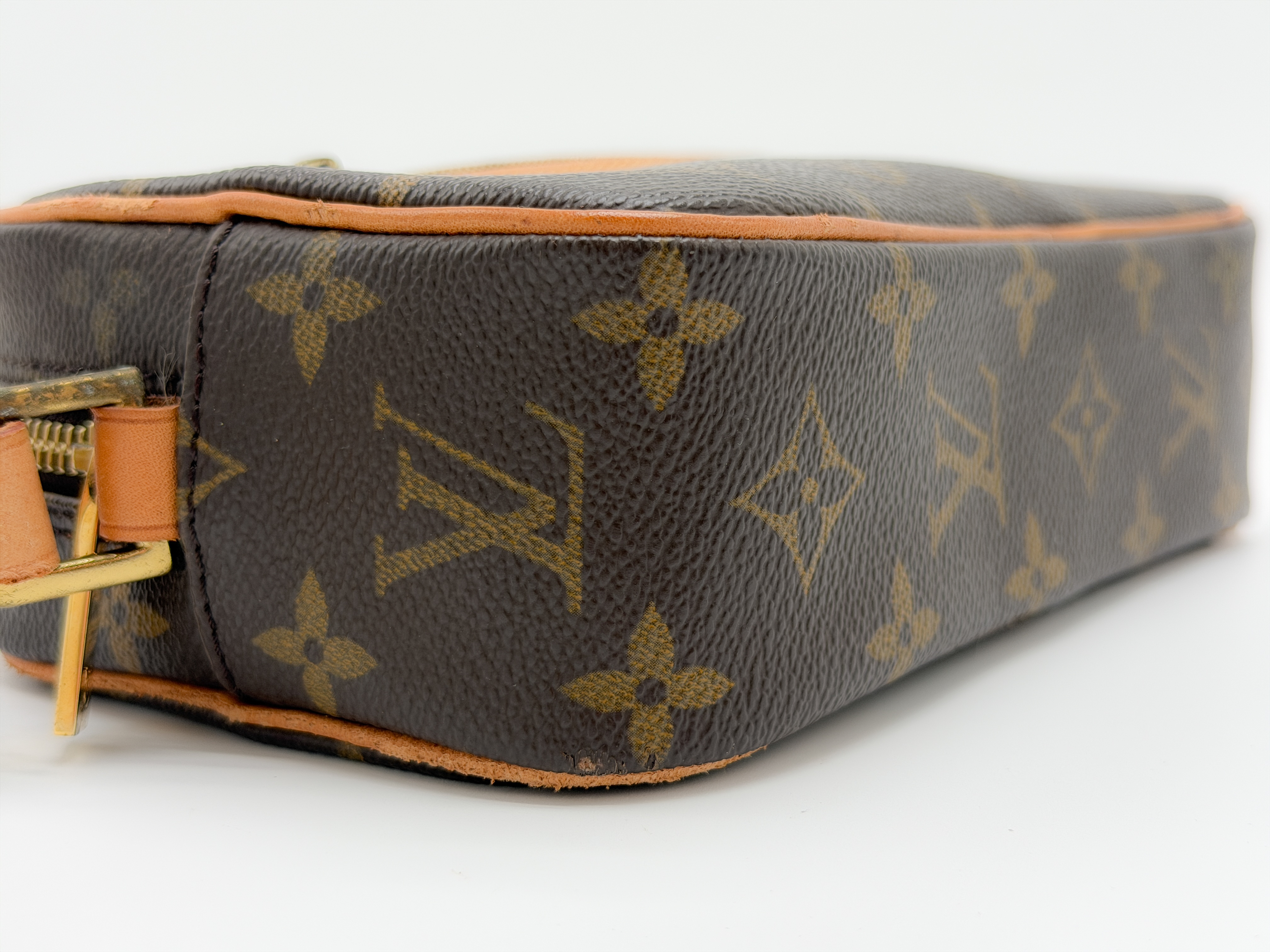 Monogram M5118 Pochette Cite Shoulder Bag (No stickiness) — view 7