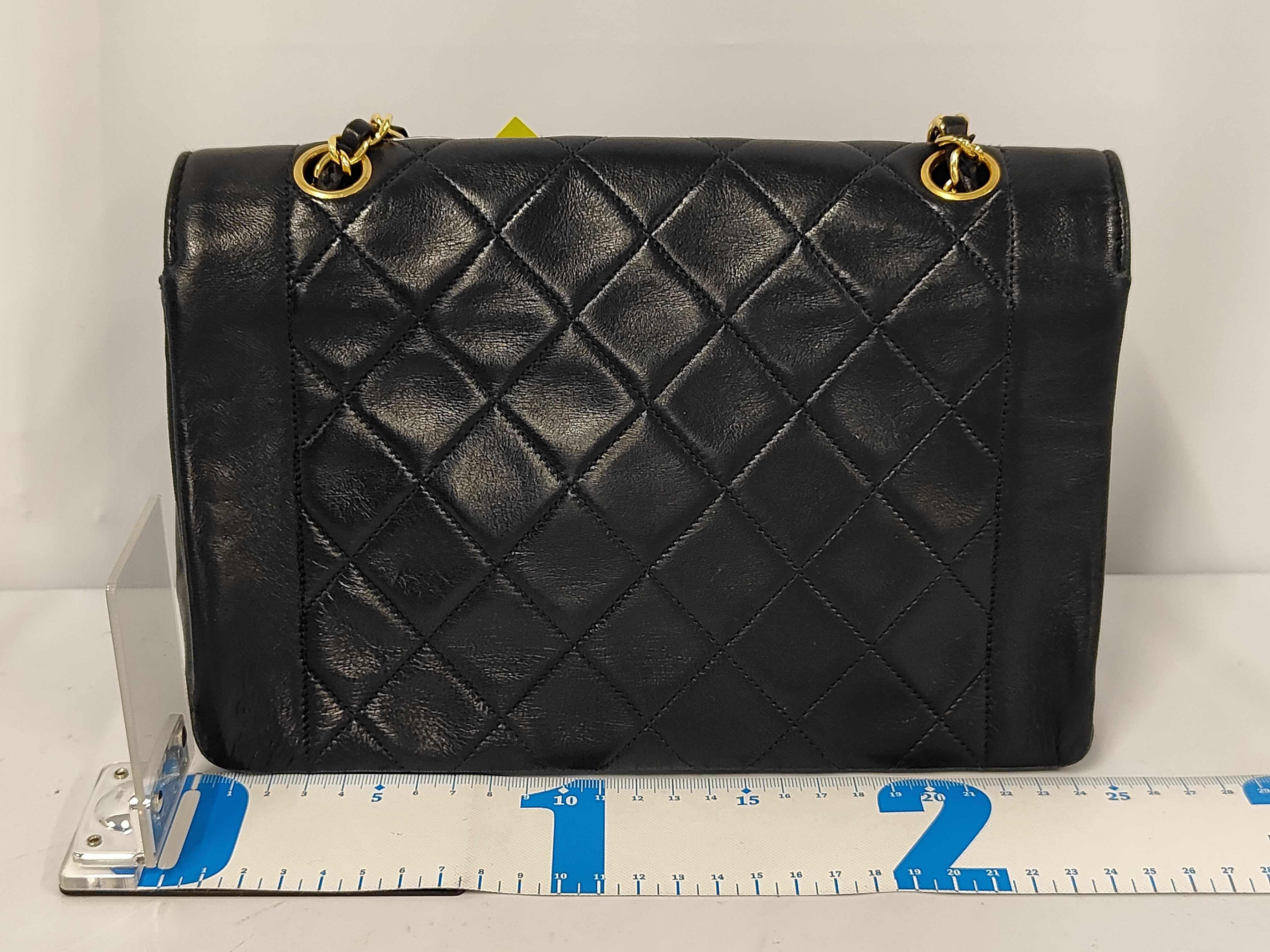 Lambskin Matelassé Shoulder Bag, Single Chain Shoulder Bag — view 2