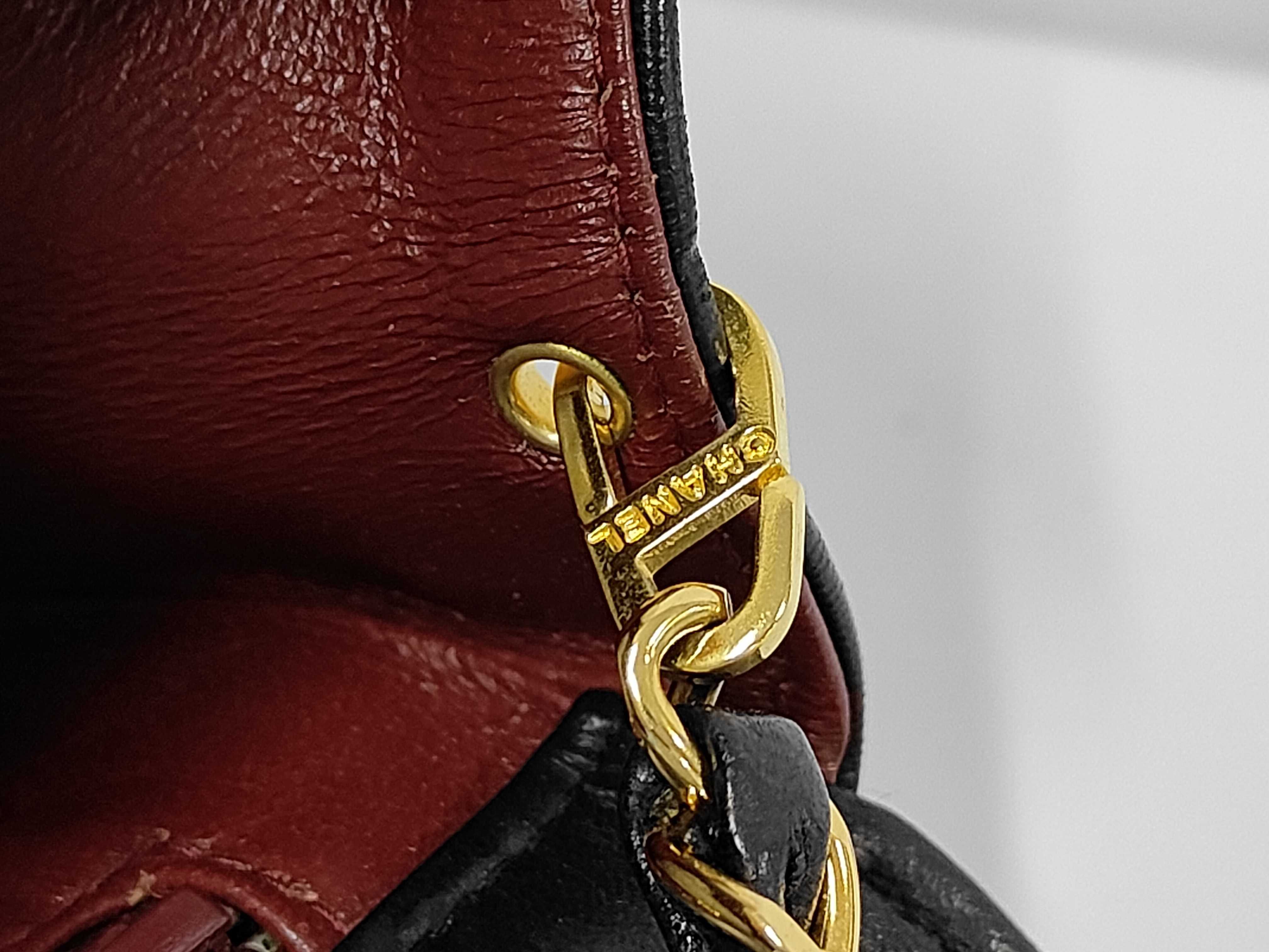 Lambskin Matelassé Shoulder Bag, Single Chain Shoulder Bag — view 5