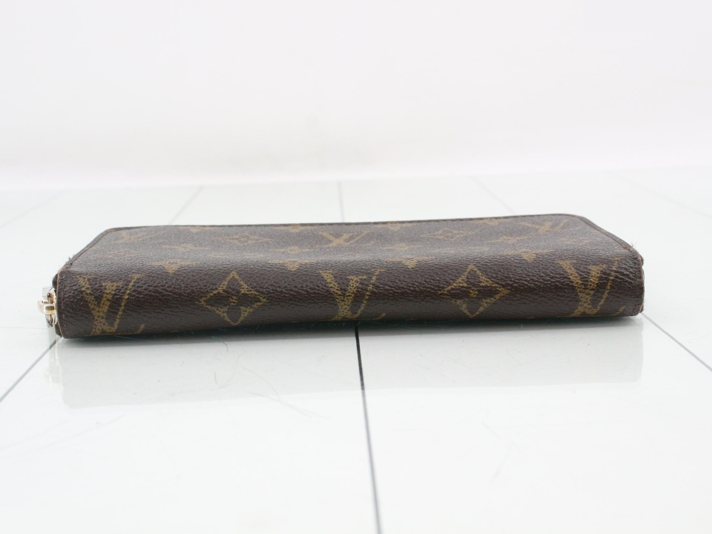 Monogram Zippy Wallet Round Zipper Long Wallet — view 3