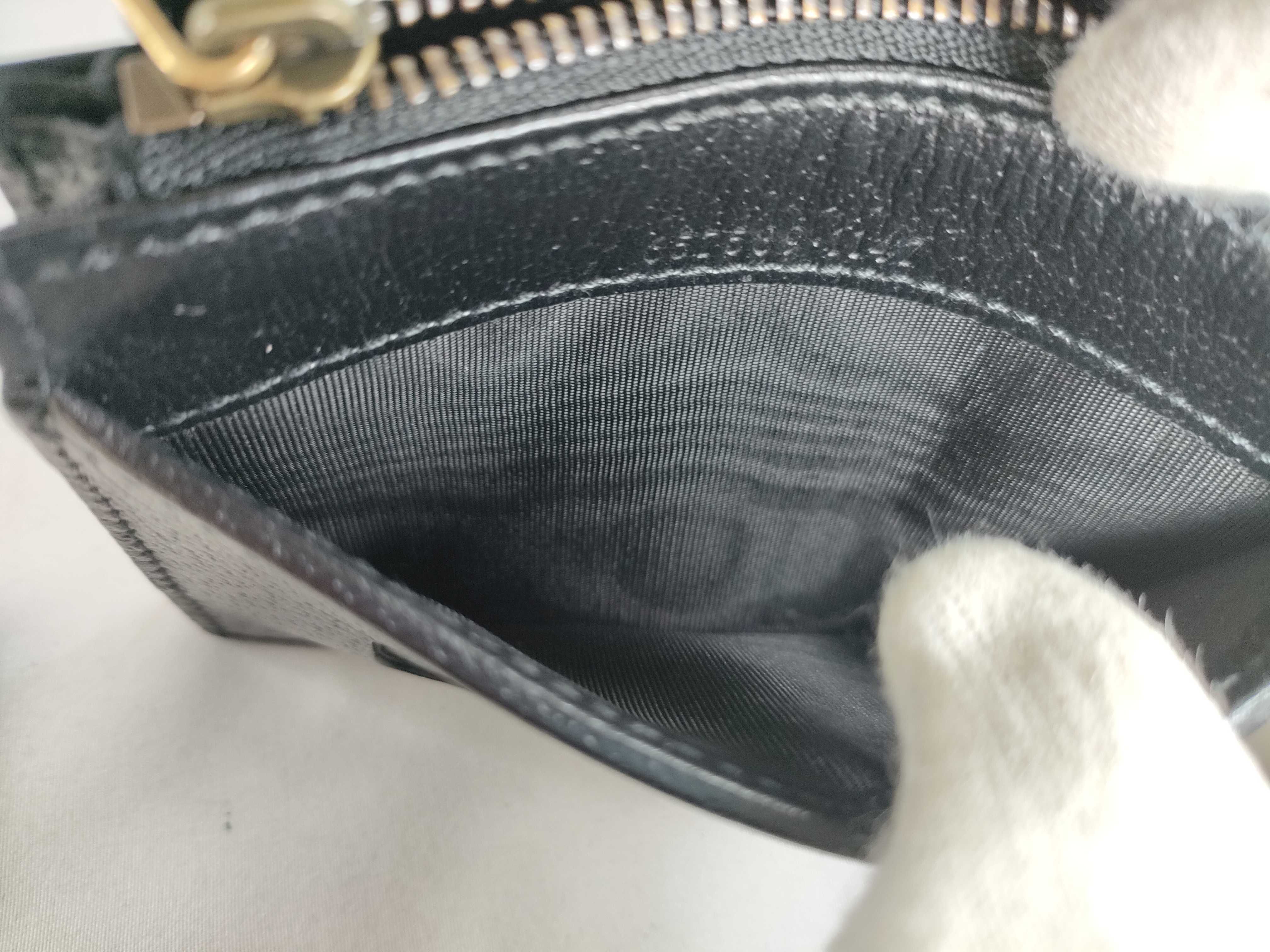Leather Interlocking G Fragment Case 9 Card Case — view 11