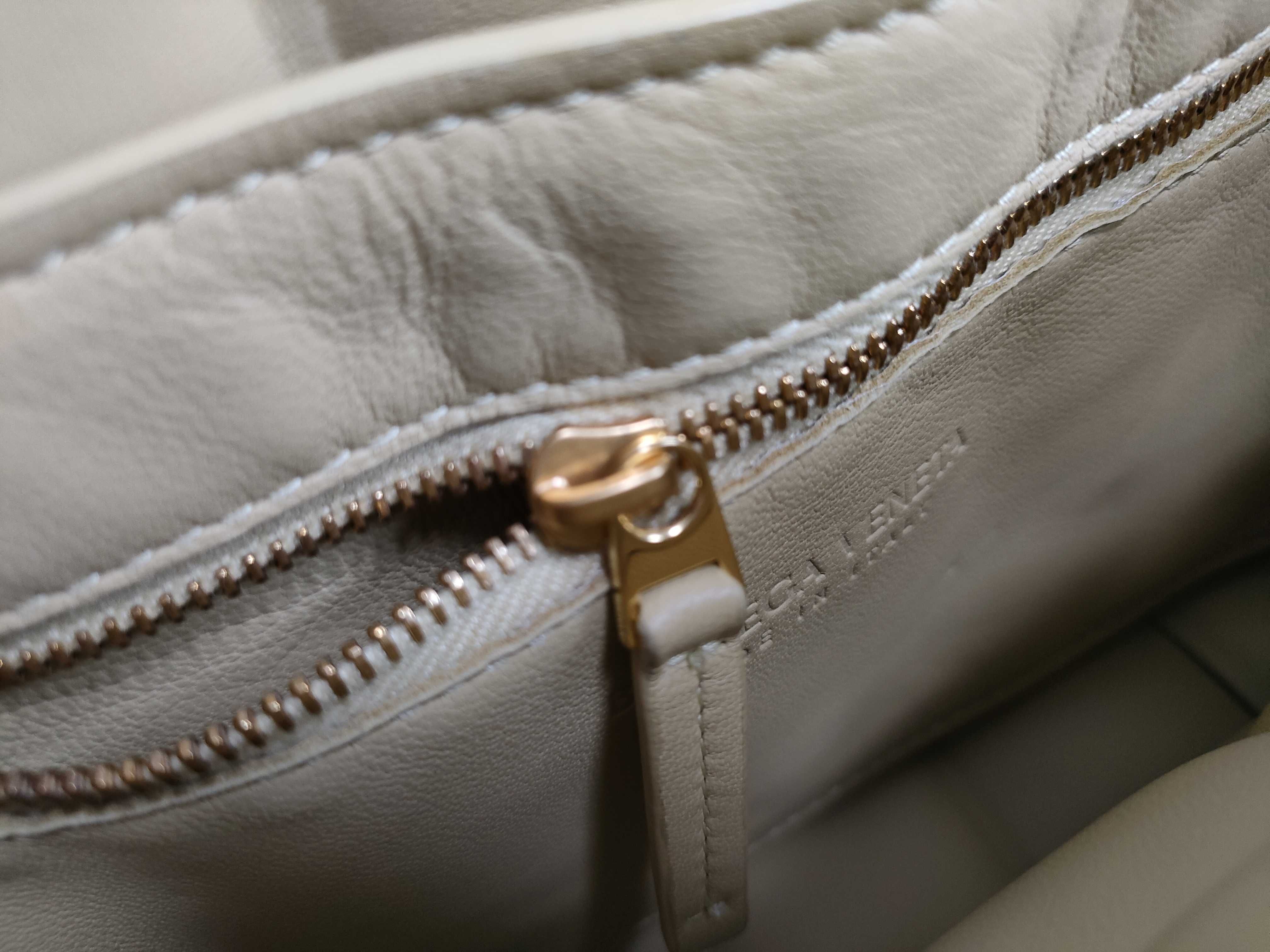 Intrecciato Shoulder Bag — view 14