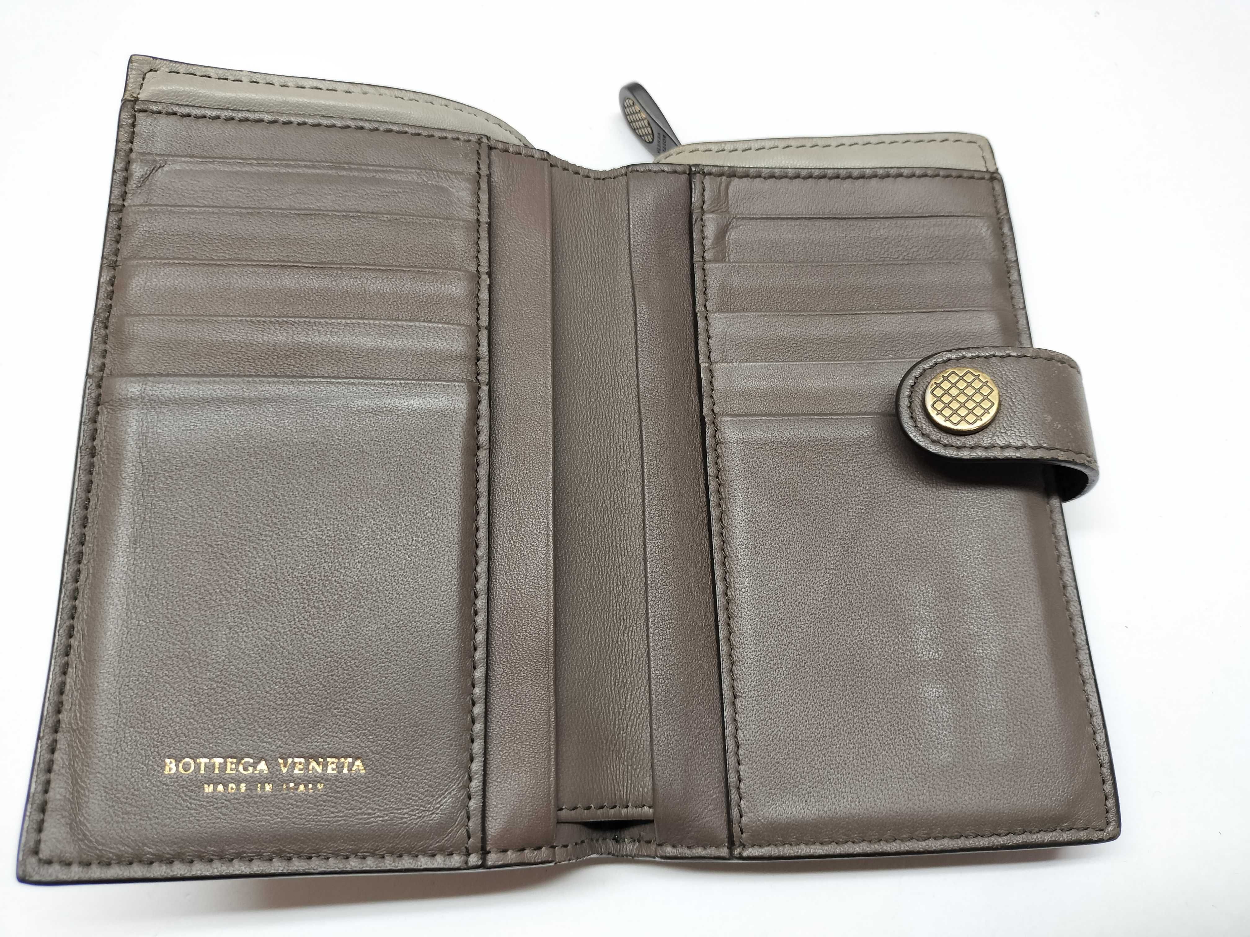 Intrecciato Bifold Wallet Brown Wallet — view 9