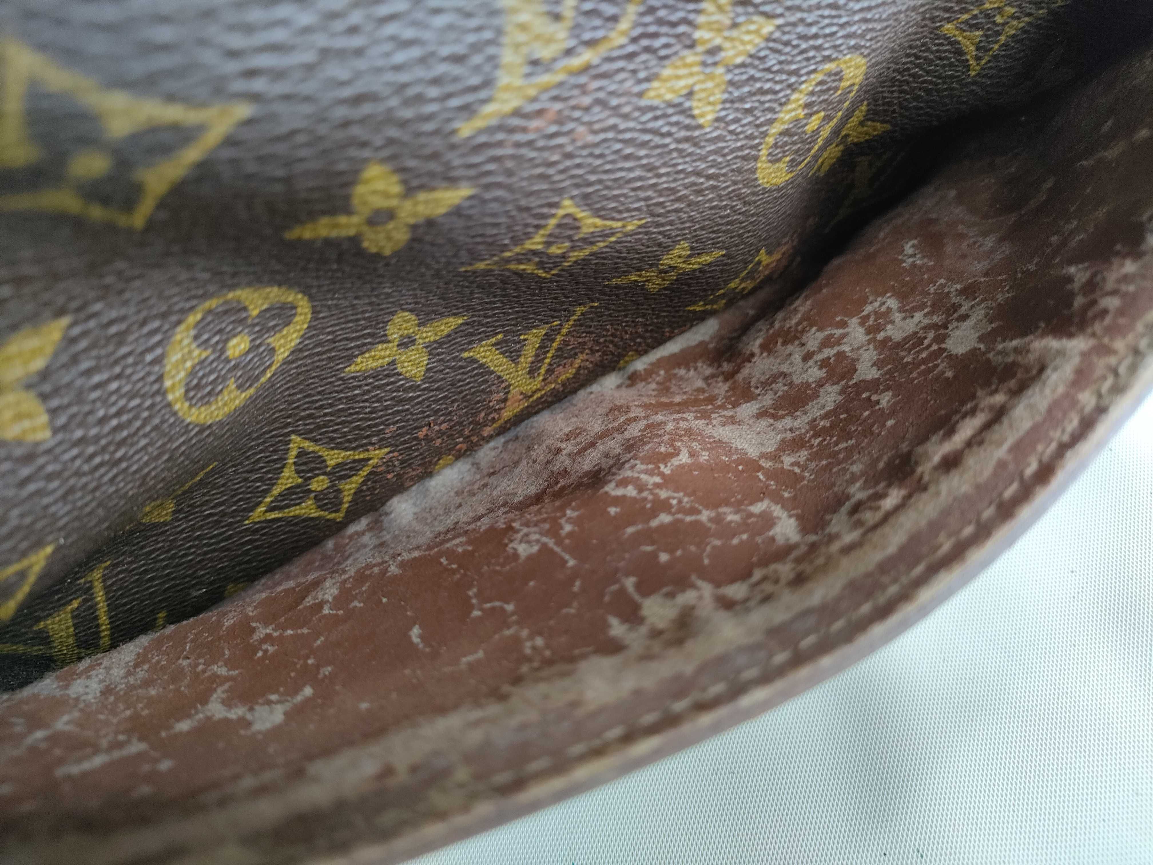 Monogram LV Pouch Second Bag — view 9