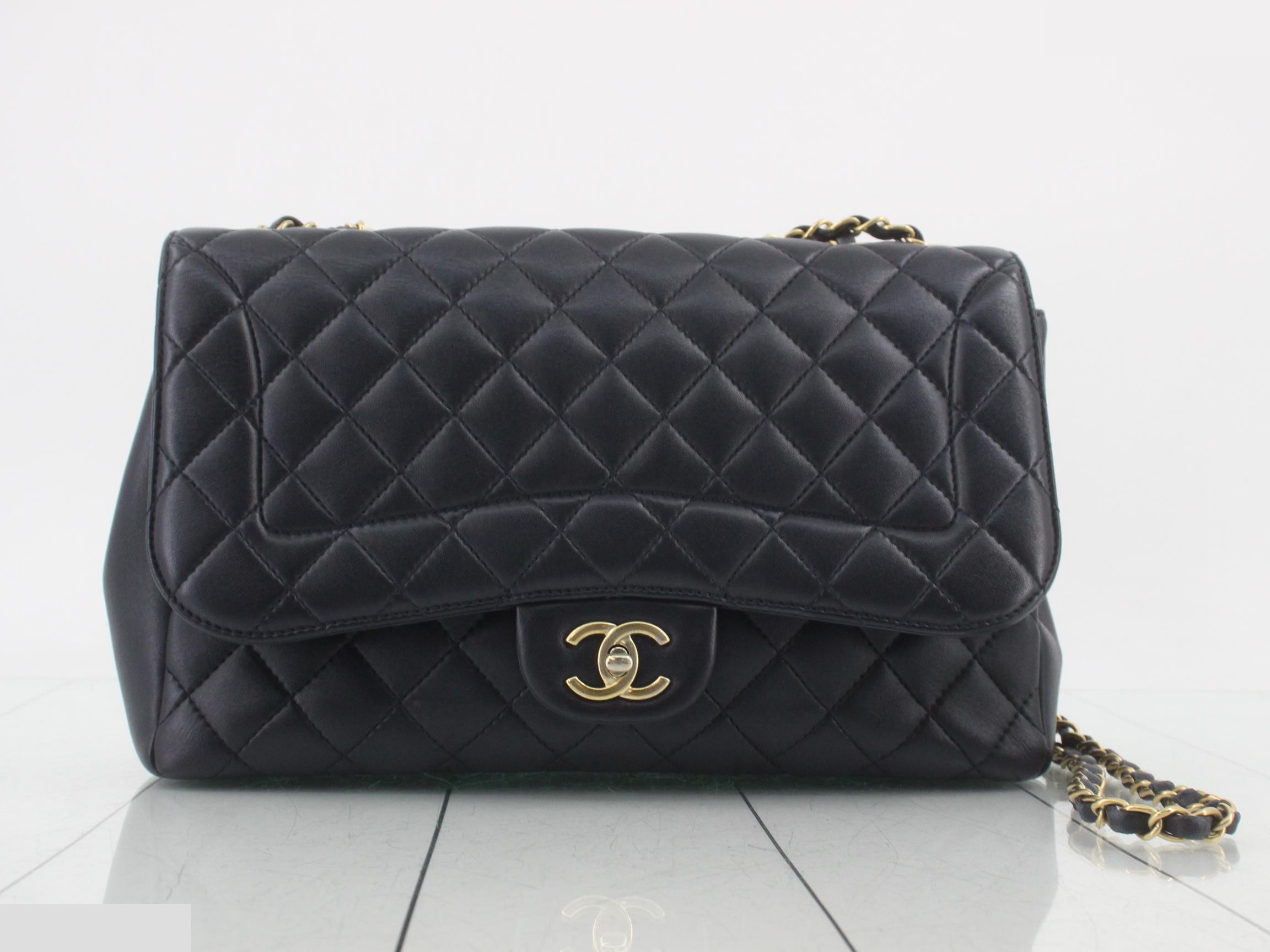 Leather Coco Mark Turnlock Chain Shoulder Bag
