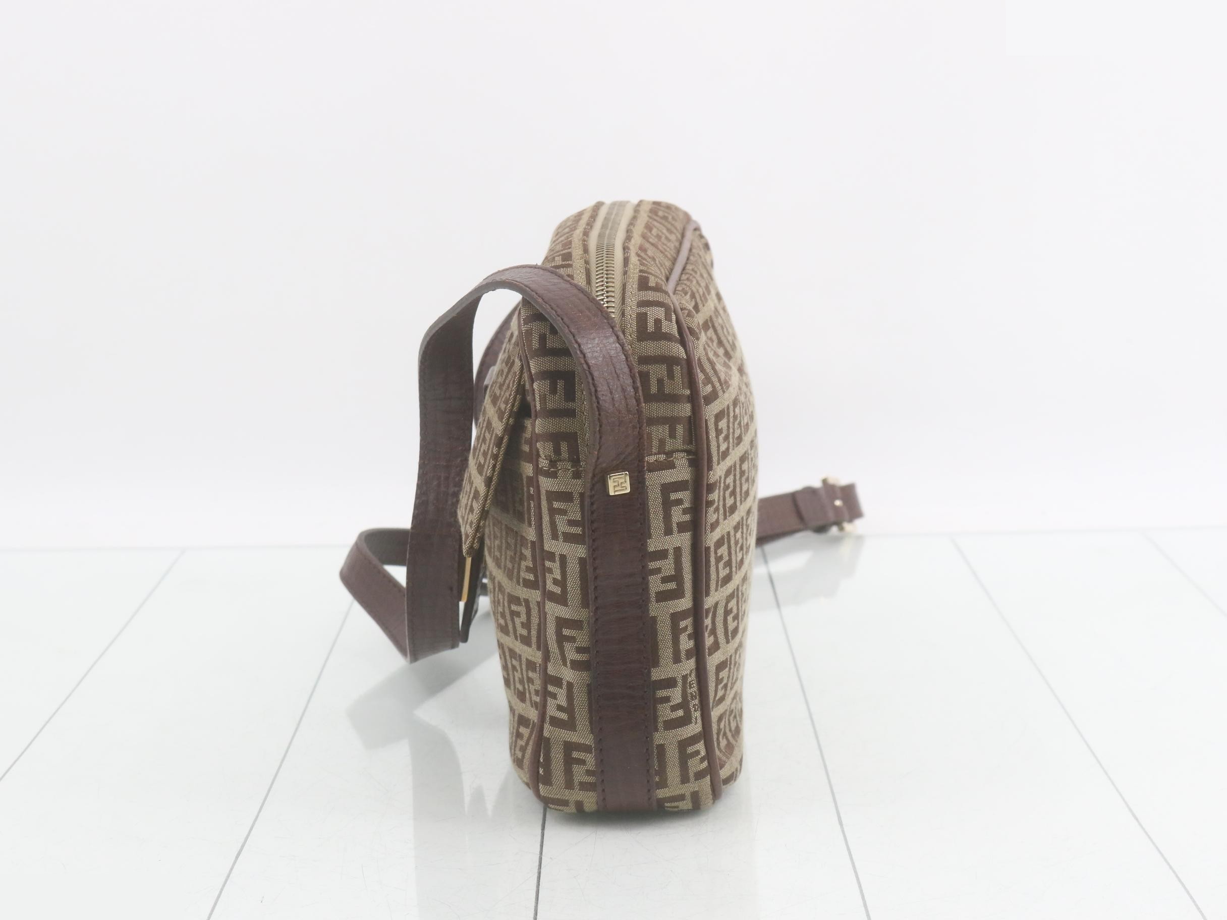 Zucchino Shoulder Bag — view 3