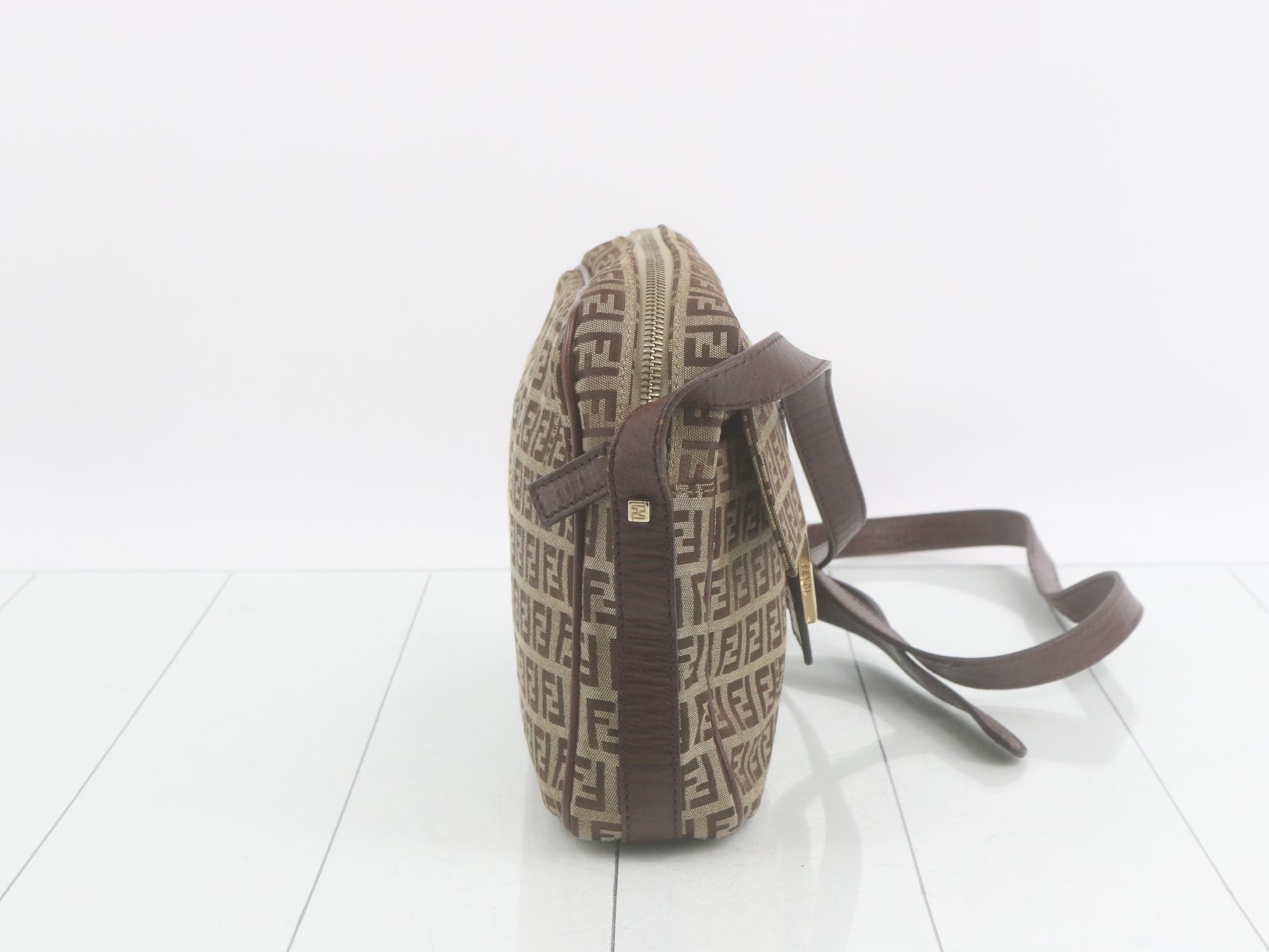Zucchino Shoulder Bag — view 4