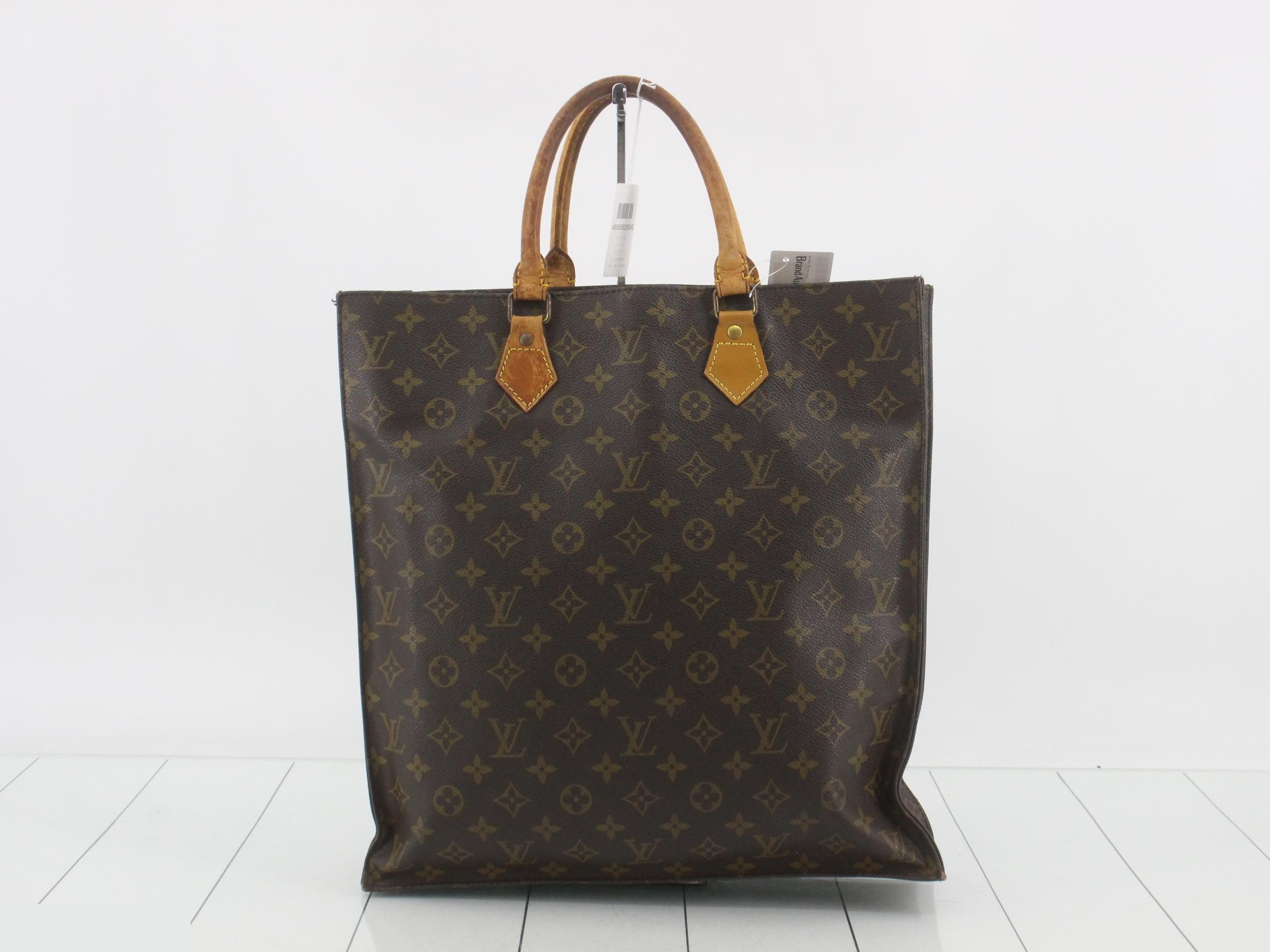 handbag — view 2