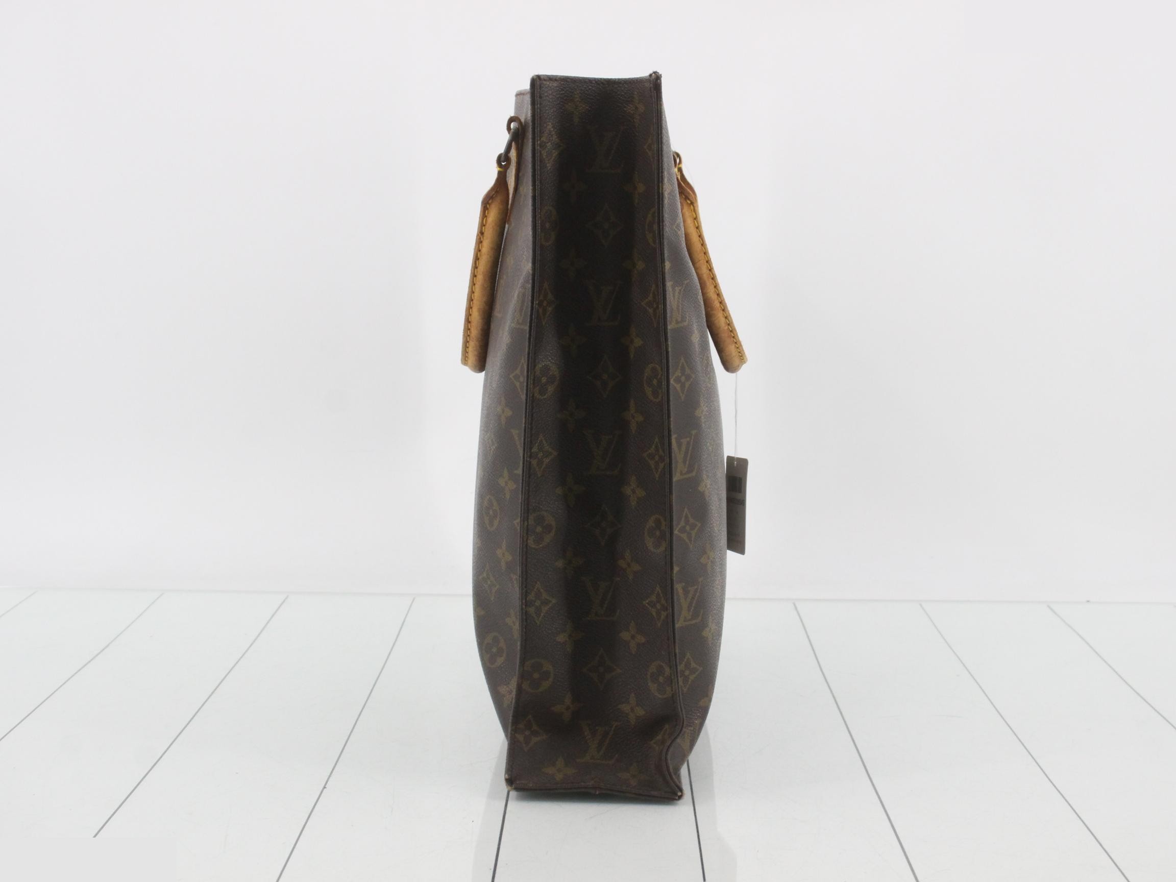 handbag — view 3
