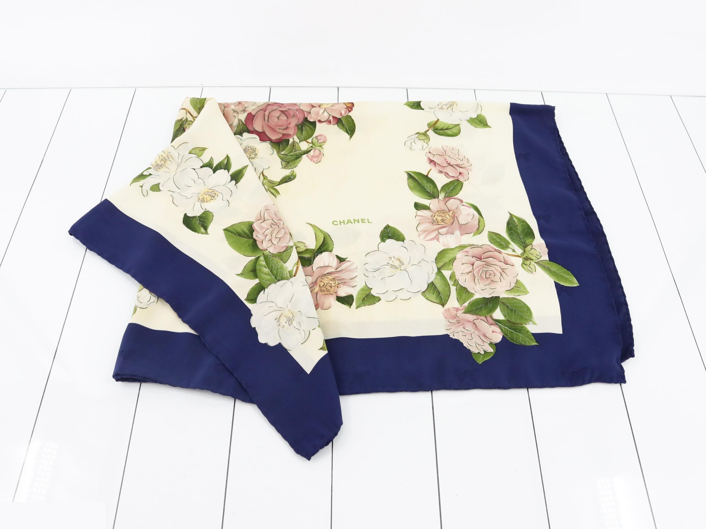Vintage large silk scarf with scattered logo and tag. — view 3