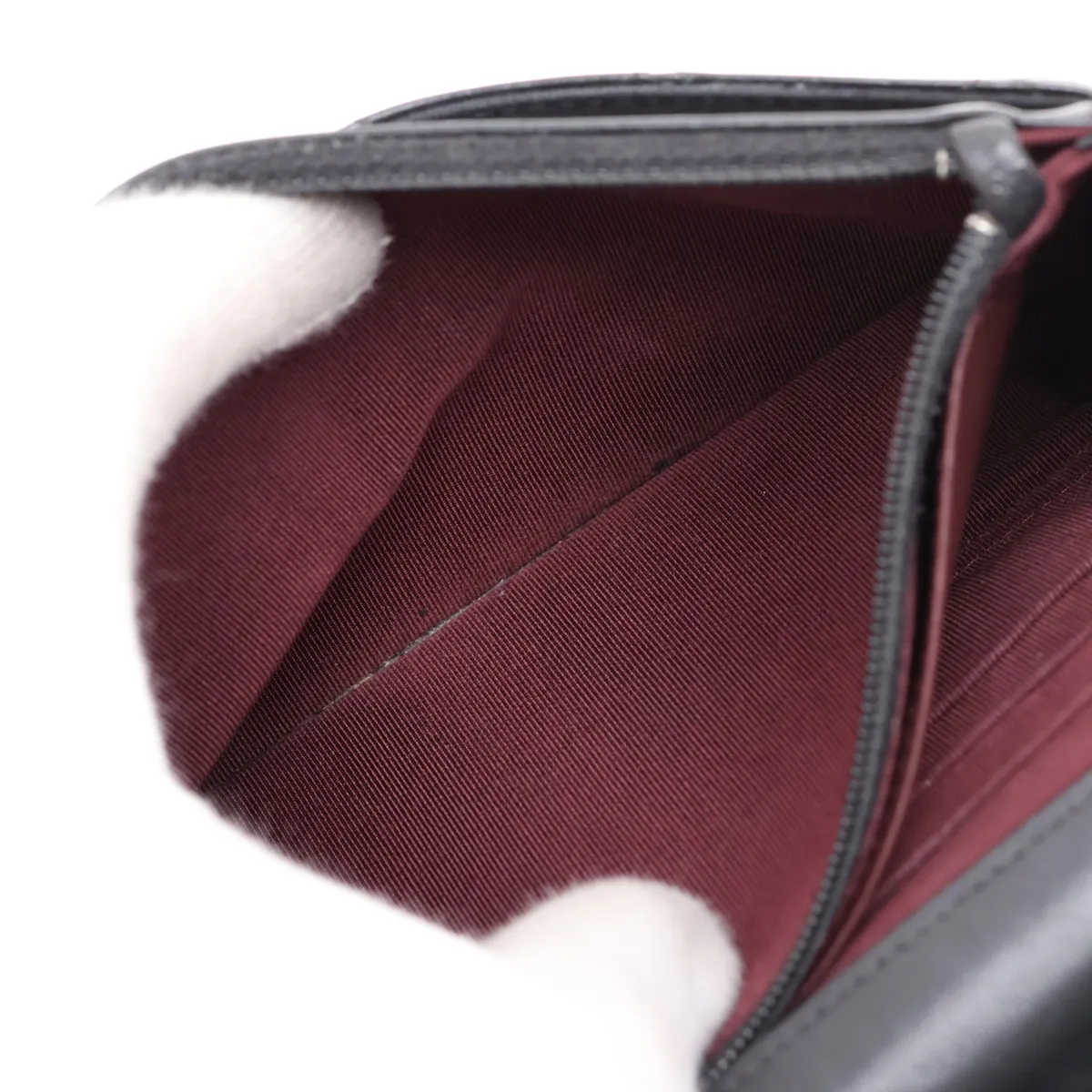 Matelassé Lambskin Chain Wallet, Black with Silver Hardware, 25018517 (Serial Number in the 25s) — view 8