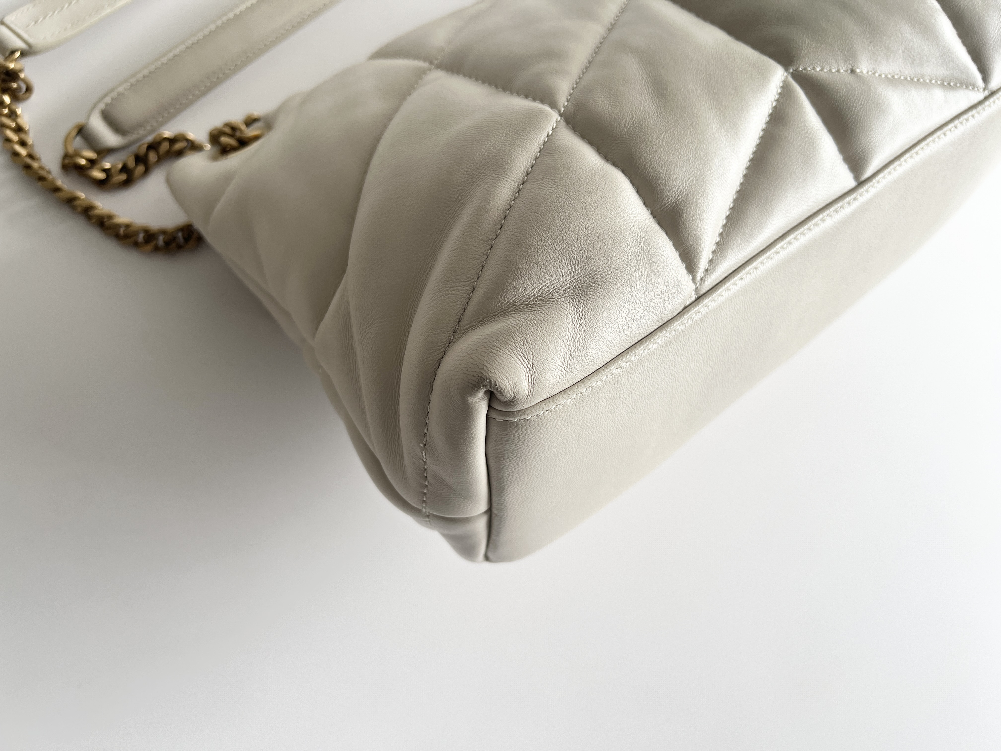 Loulou Puffer Quilted Cassandra Logo Leather Chain Shoulder Bag — view 12