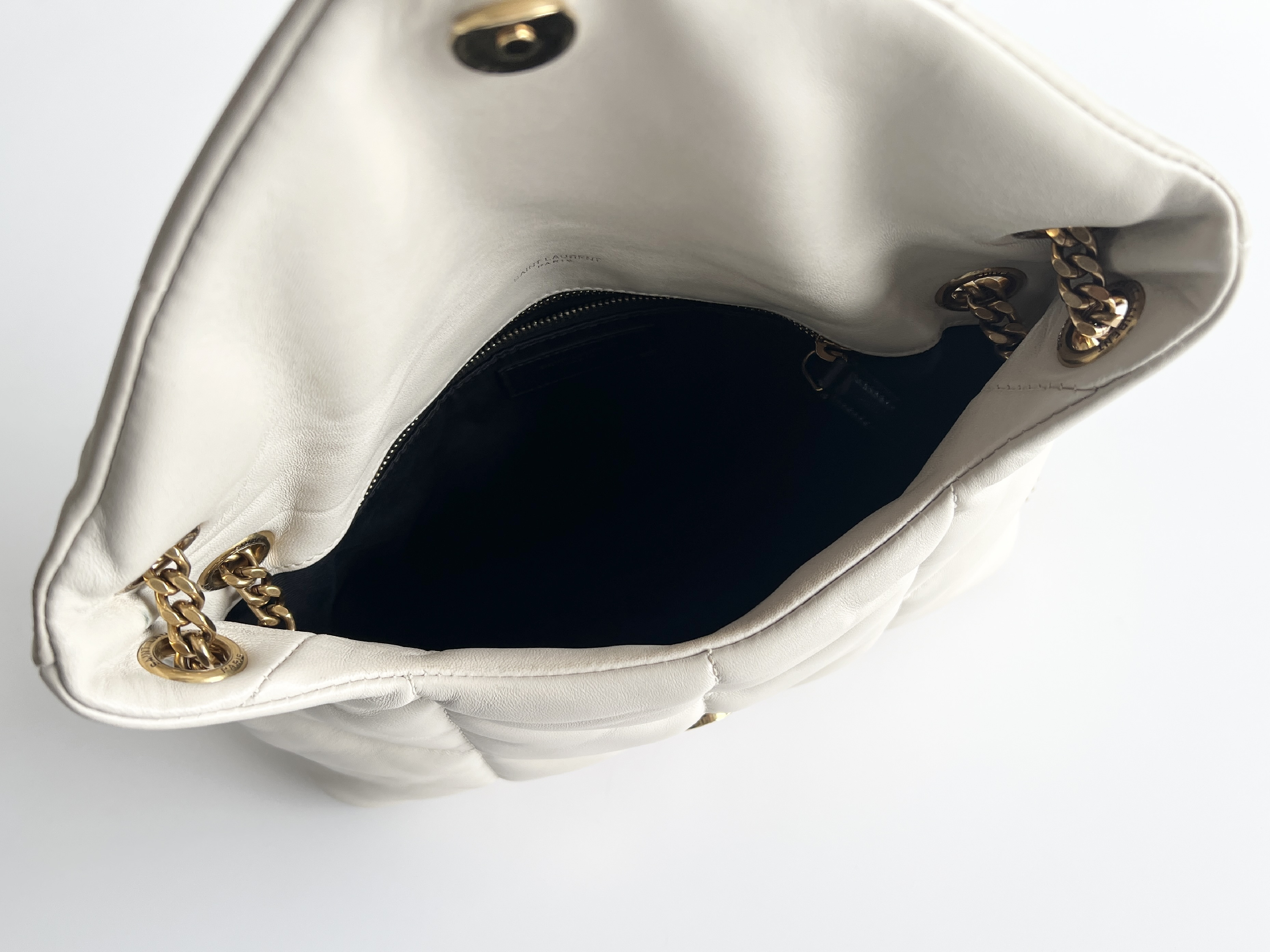 Loulou Puffer Quilted Cassandra Logo Leather Chain Shoulder Bag — view 4