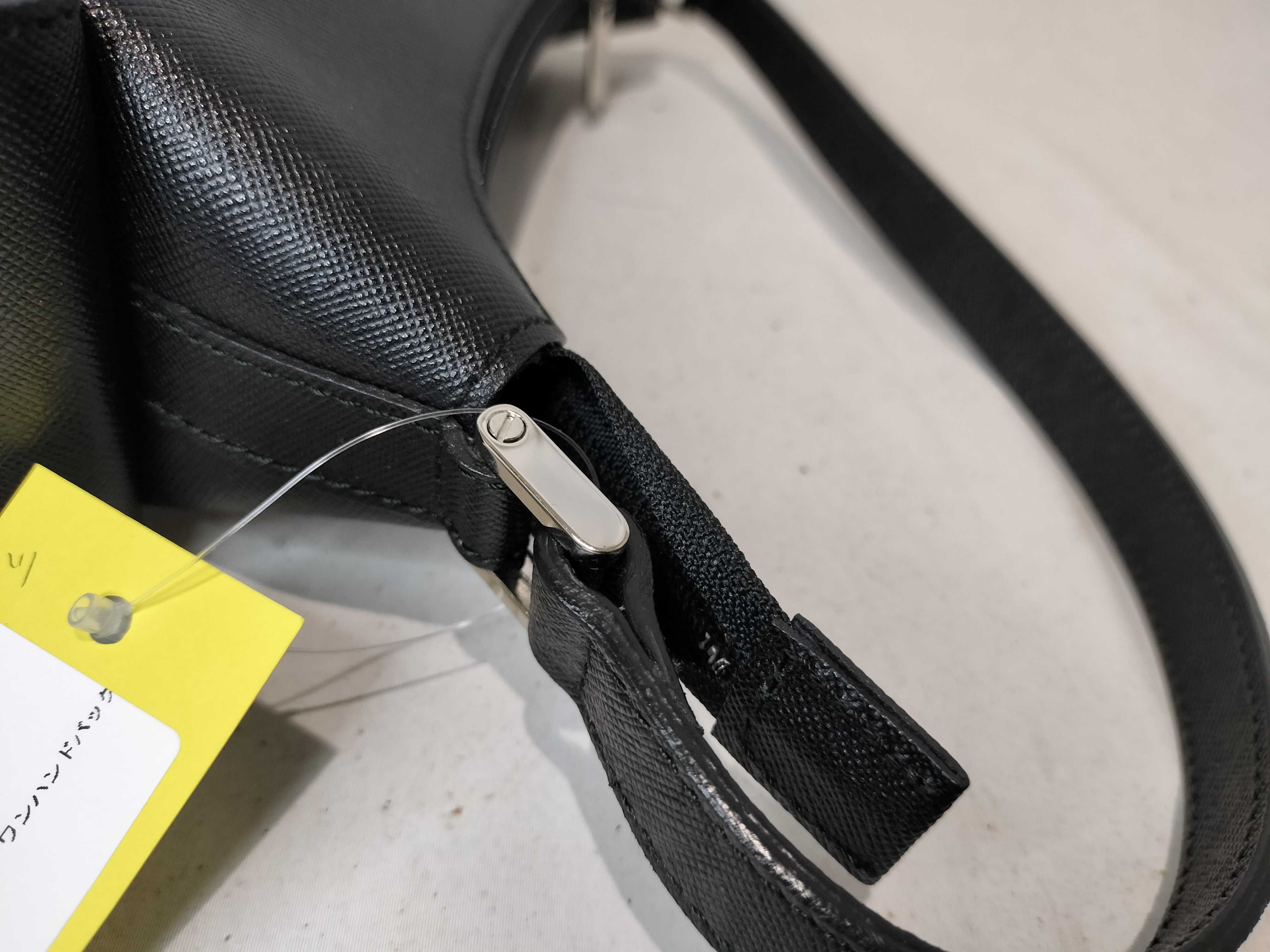 One-Handbag Black Handbag — view 6