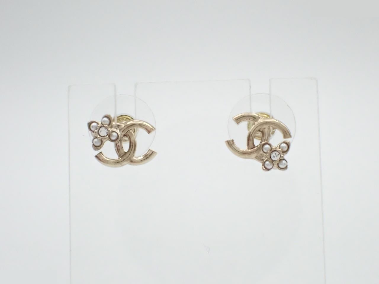 earrings here mark flower C23K width 1.2cm stone
