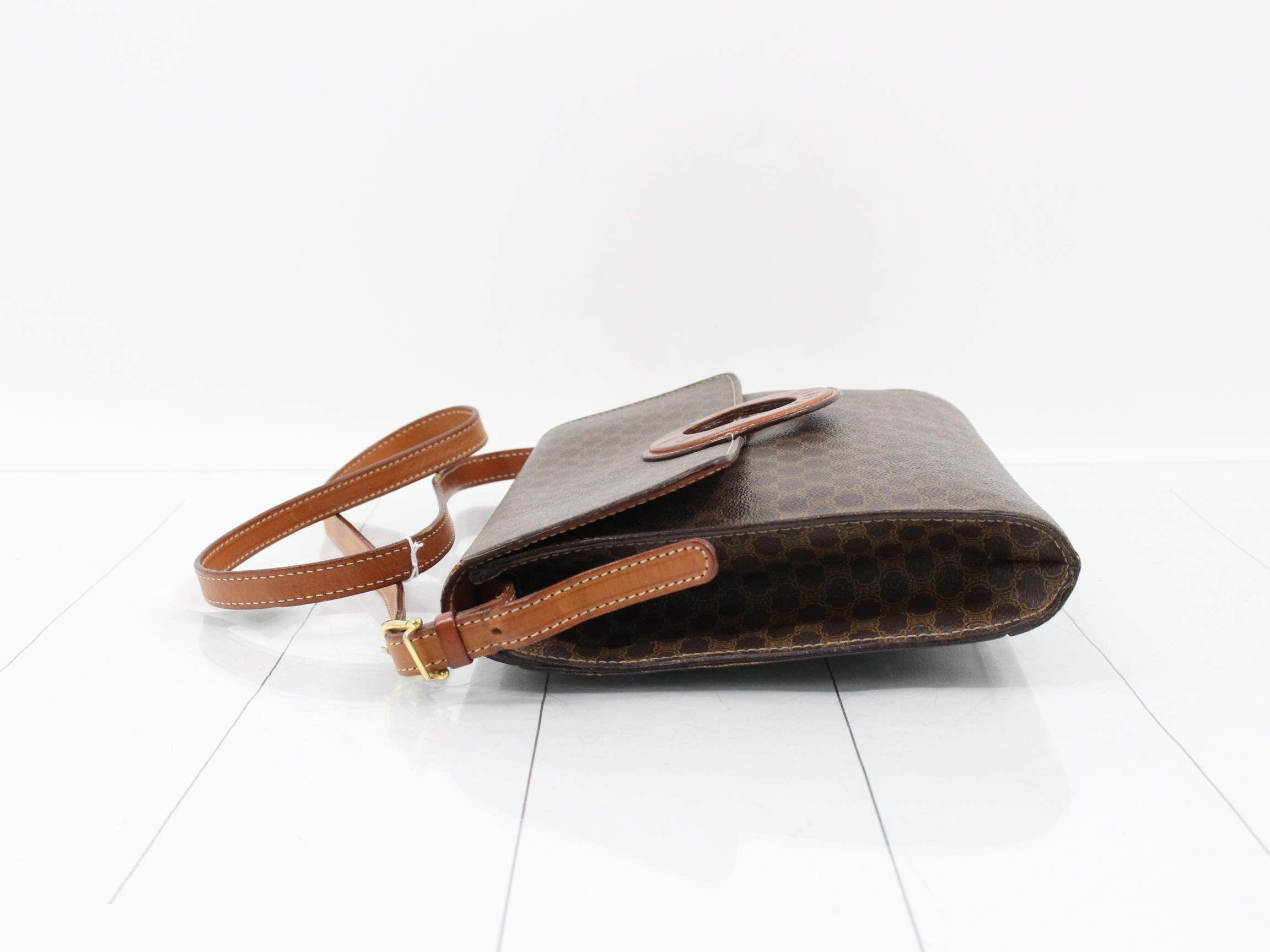 shoulder bag — view 4