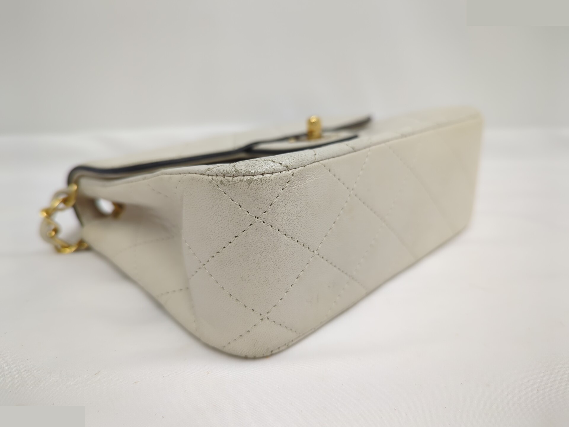 Matelassé (bag) - Shoulder bag — view 3